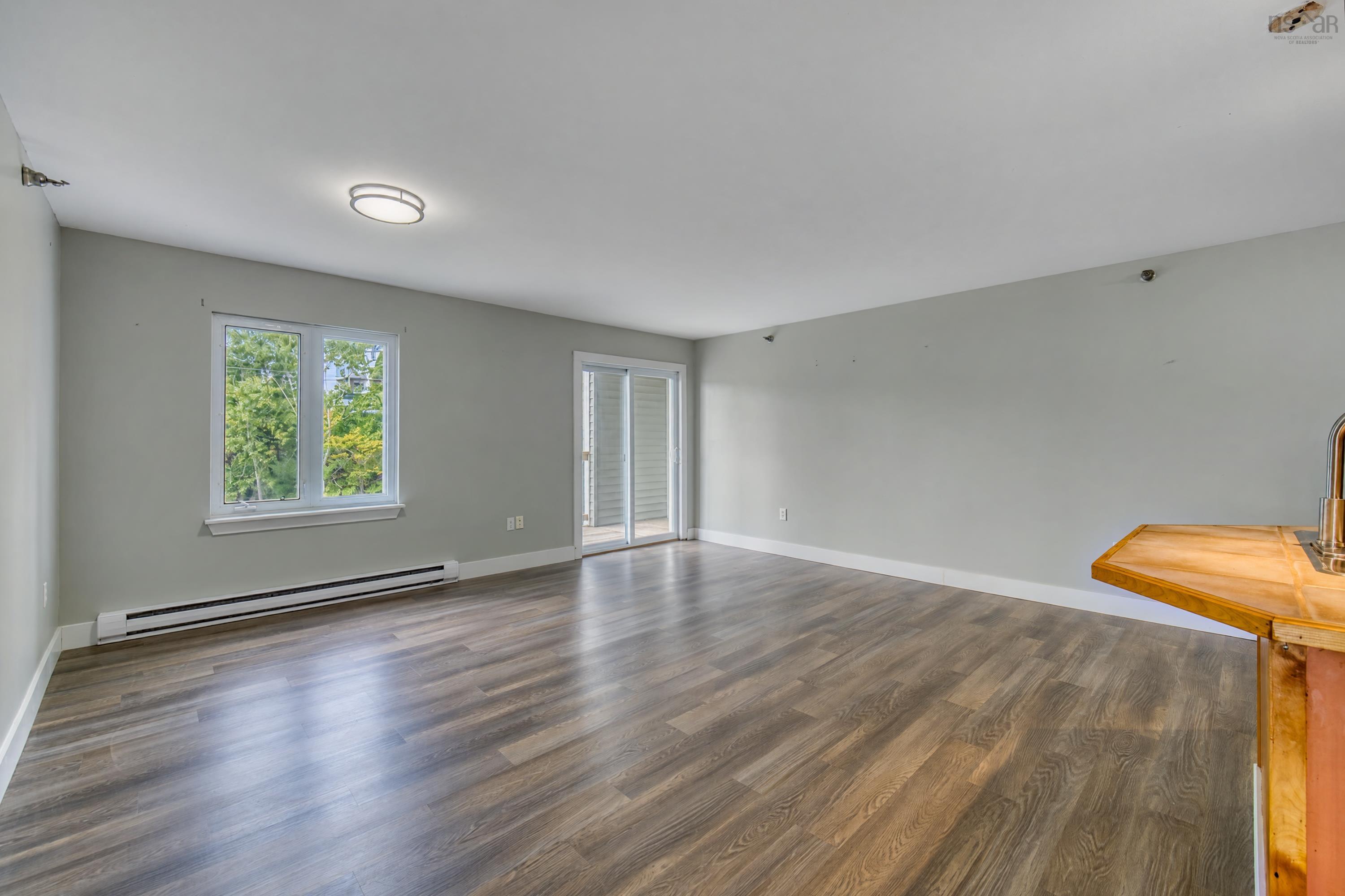 205-120 Rutledge Street Unit: 205