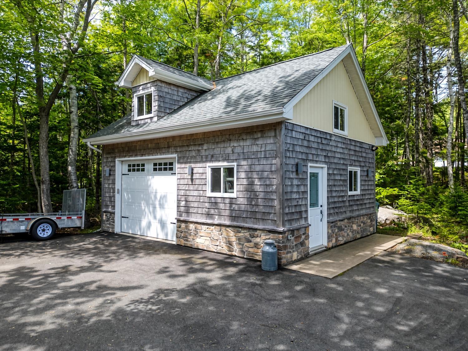 121 Hubley Mill Lake Road
