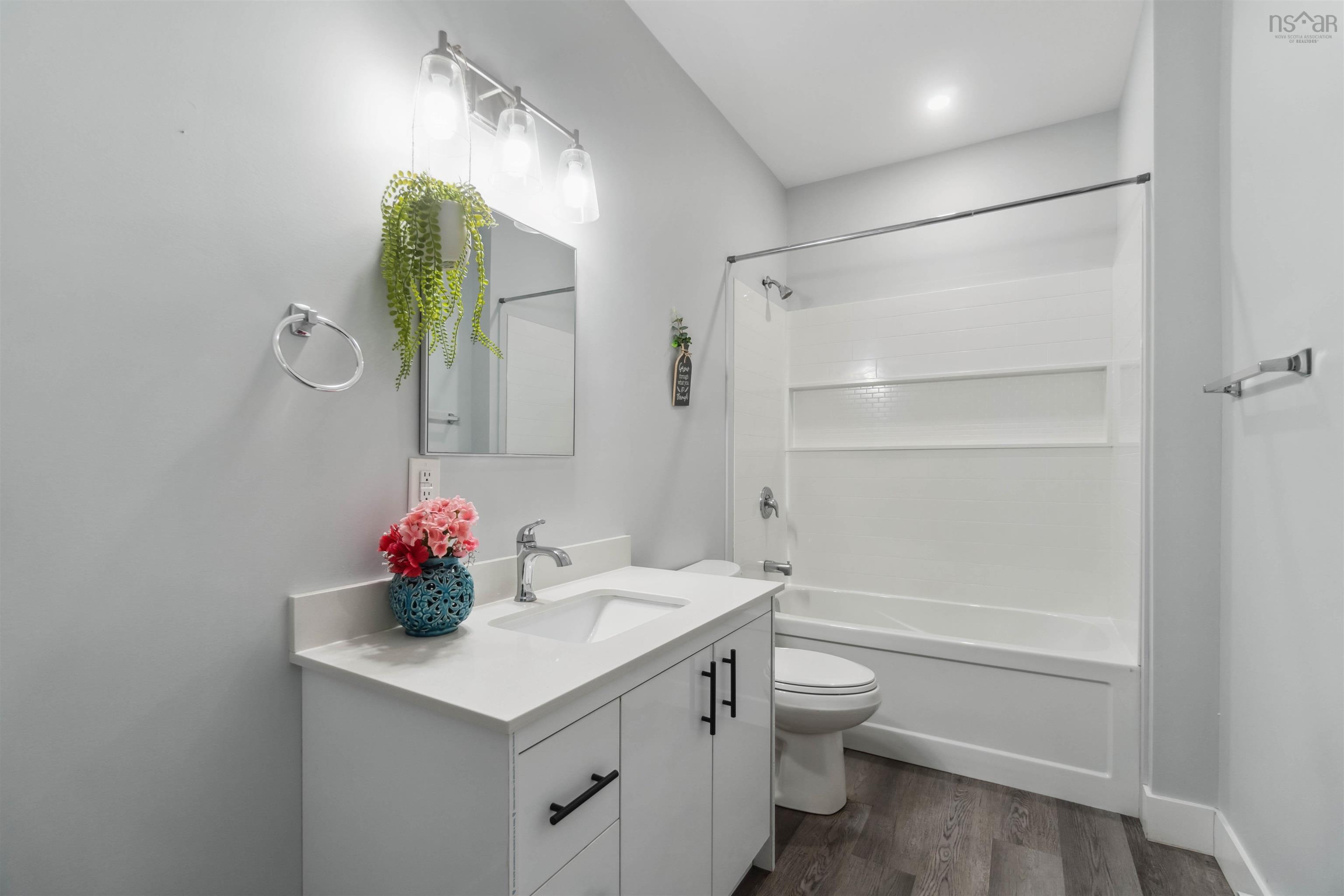 10-20 Cordwood Lane