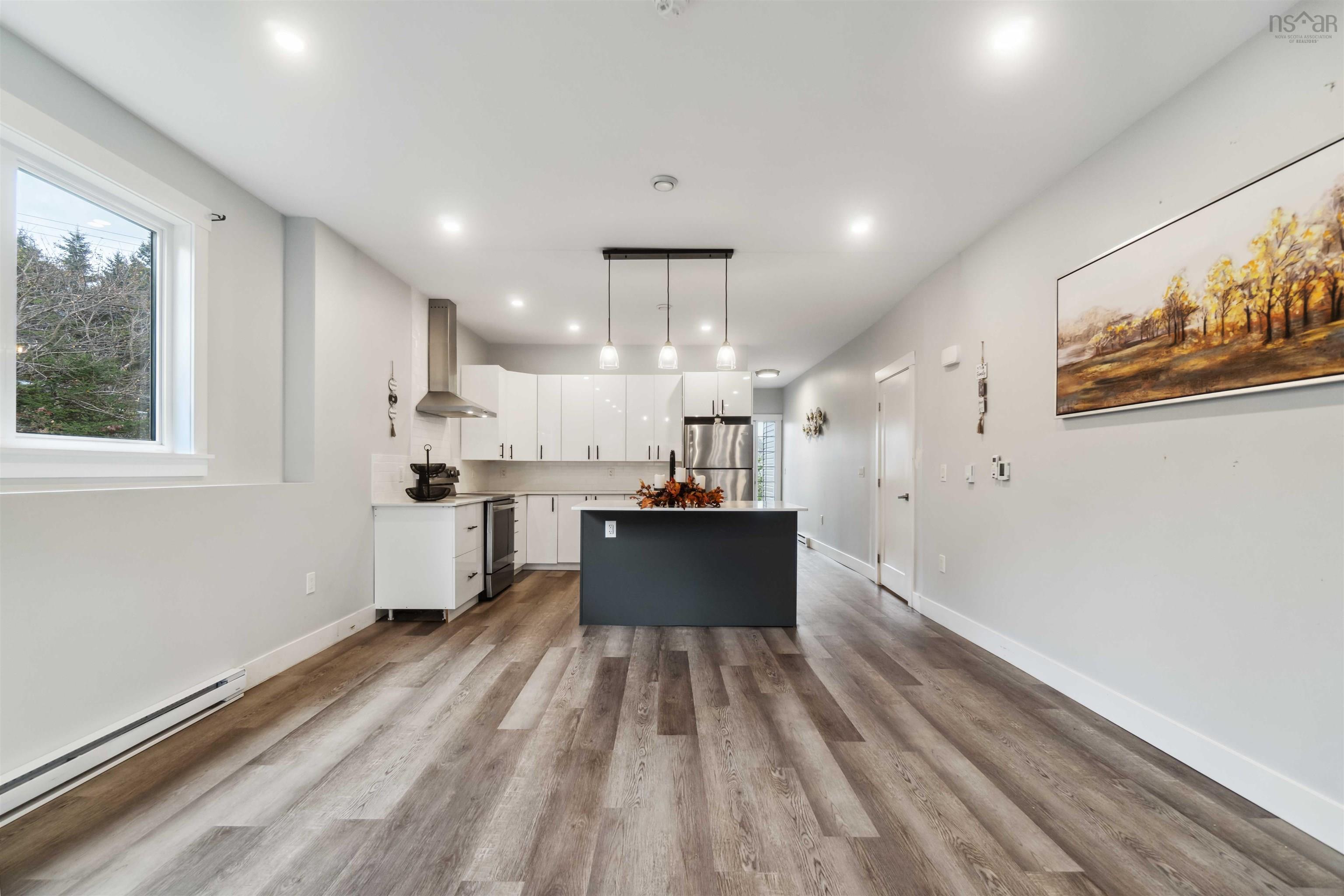 10-20 Cordwood Lane