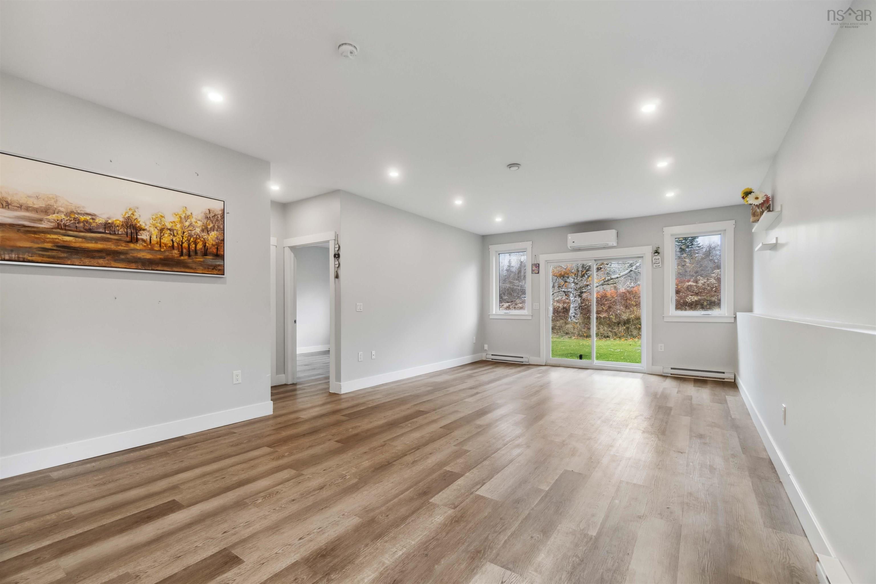 10-20 Cordwood Lane