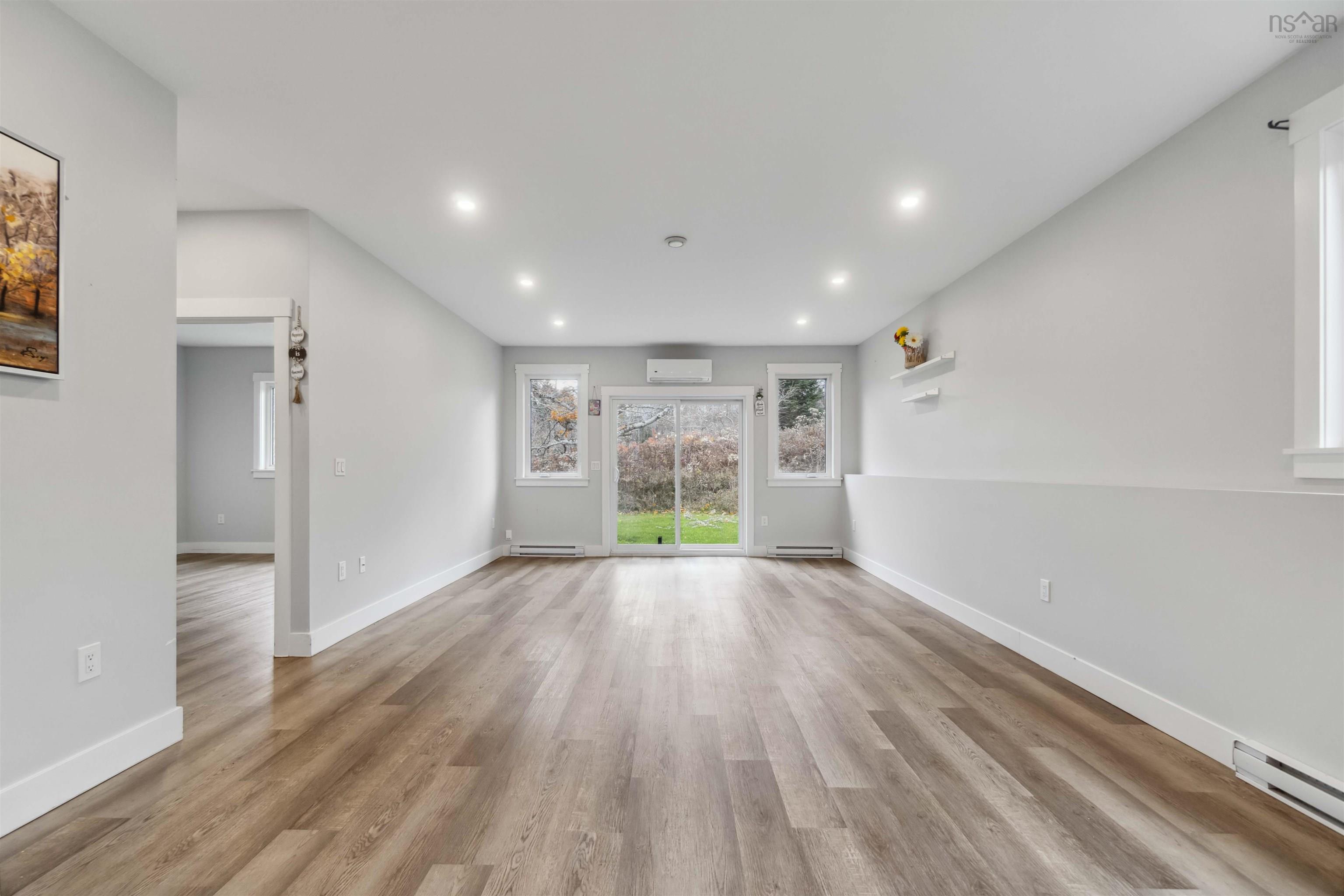 12-22 Penwood Lane