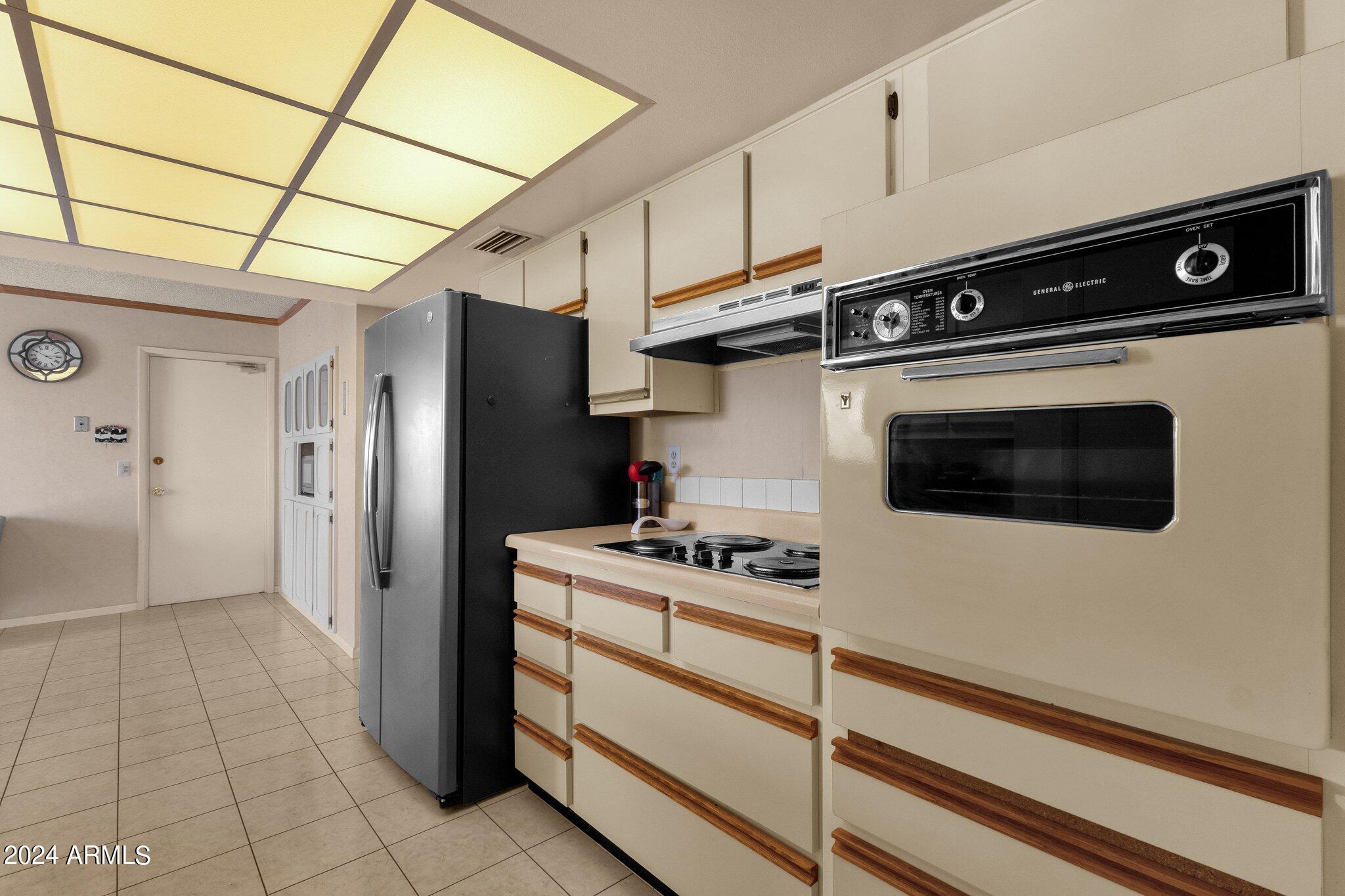 12646 W Butterfield Drive