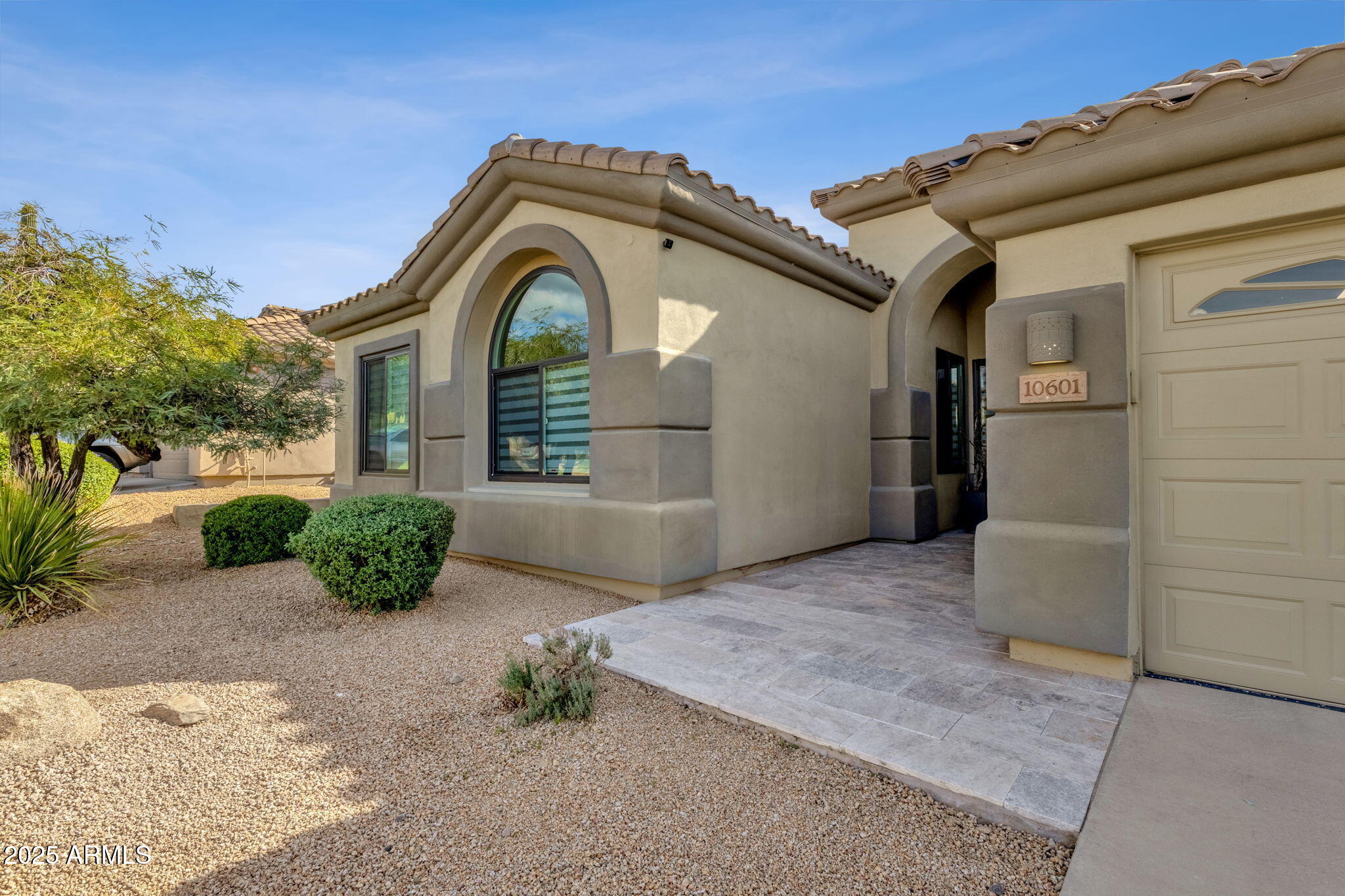 10601 E SHEENA Drive