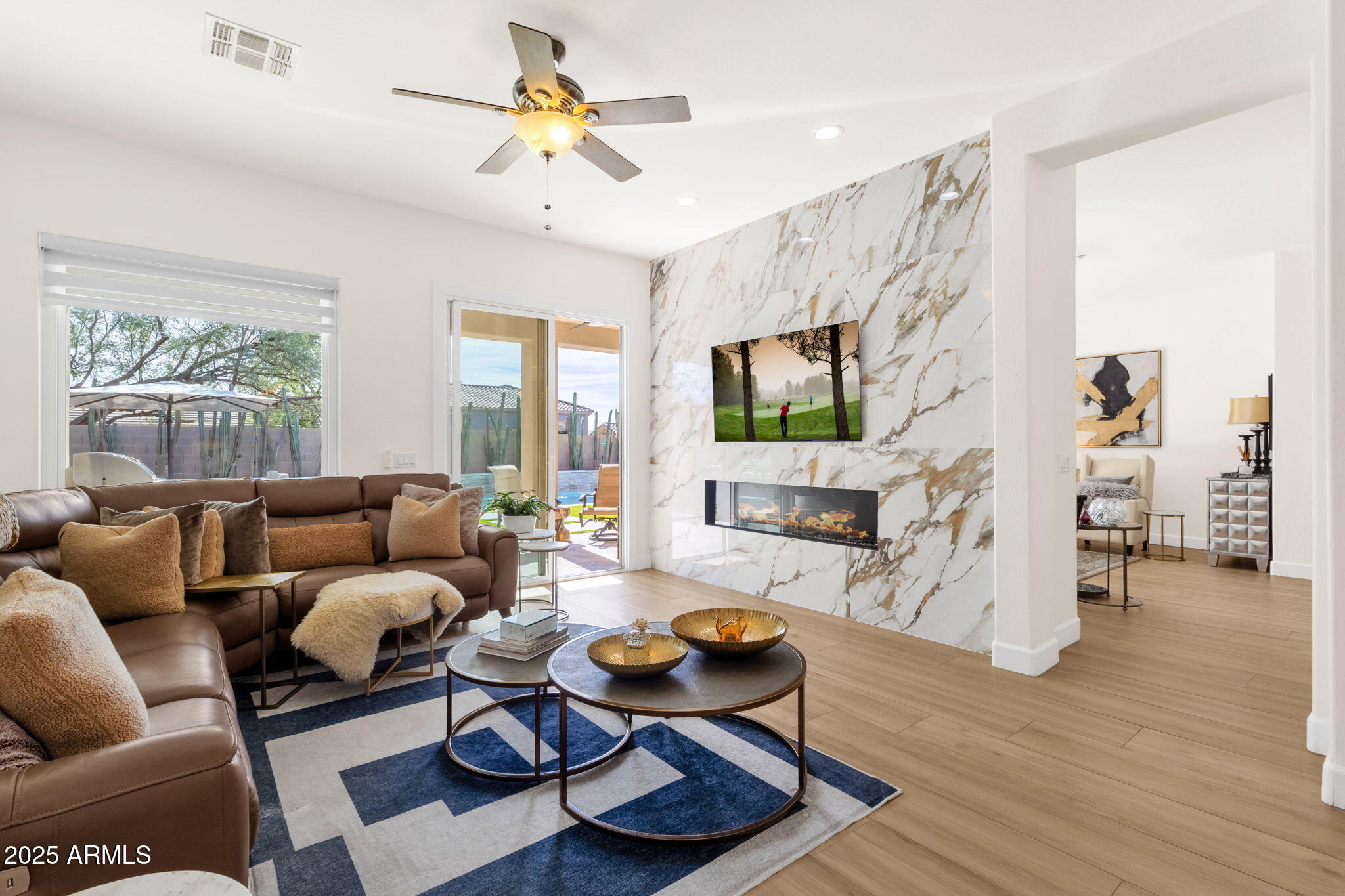 10601 E SHEENA Drive