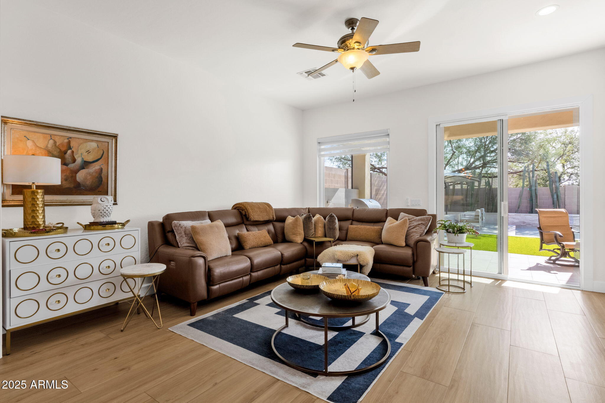 10601 E SHEENA Drive