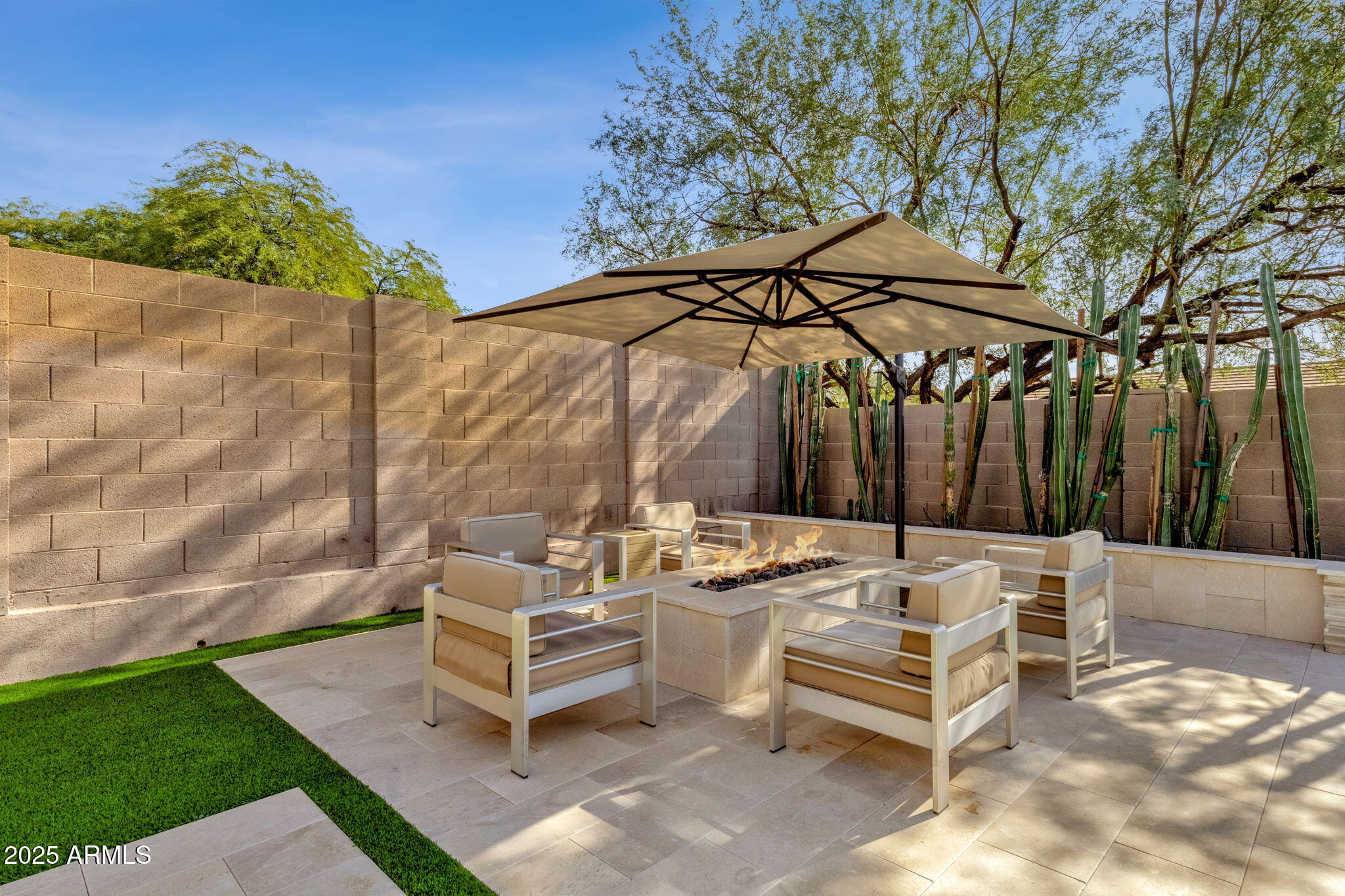 10601 E SHEENA Drive