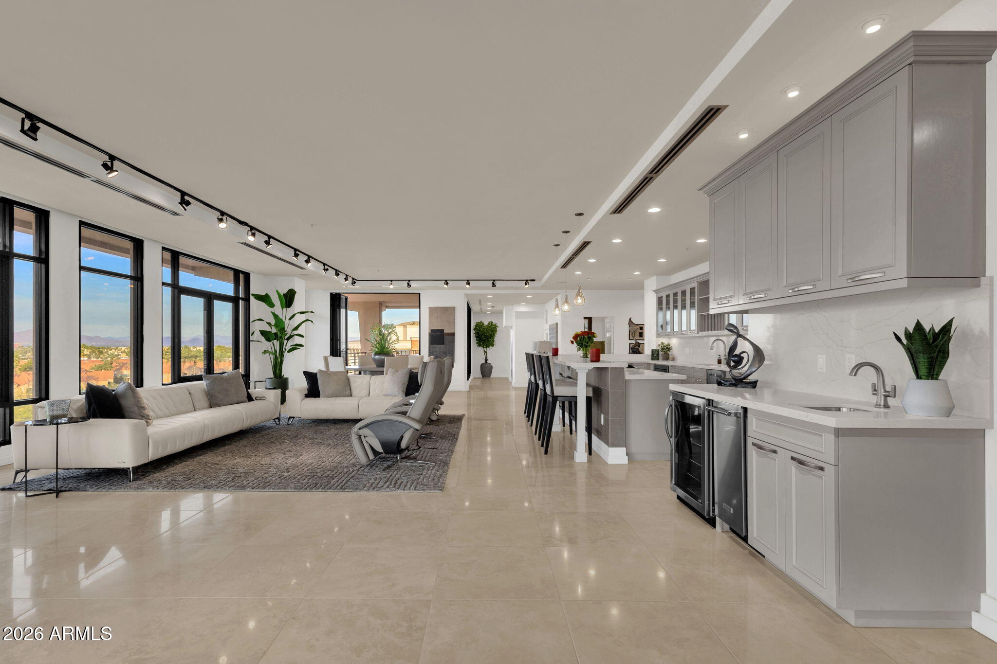 7301 E 3RD Avenue 508