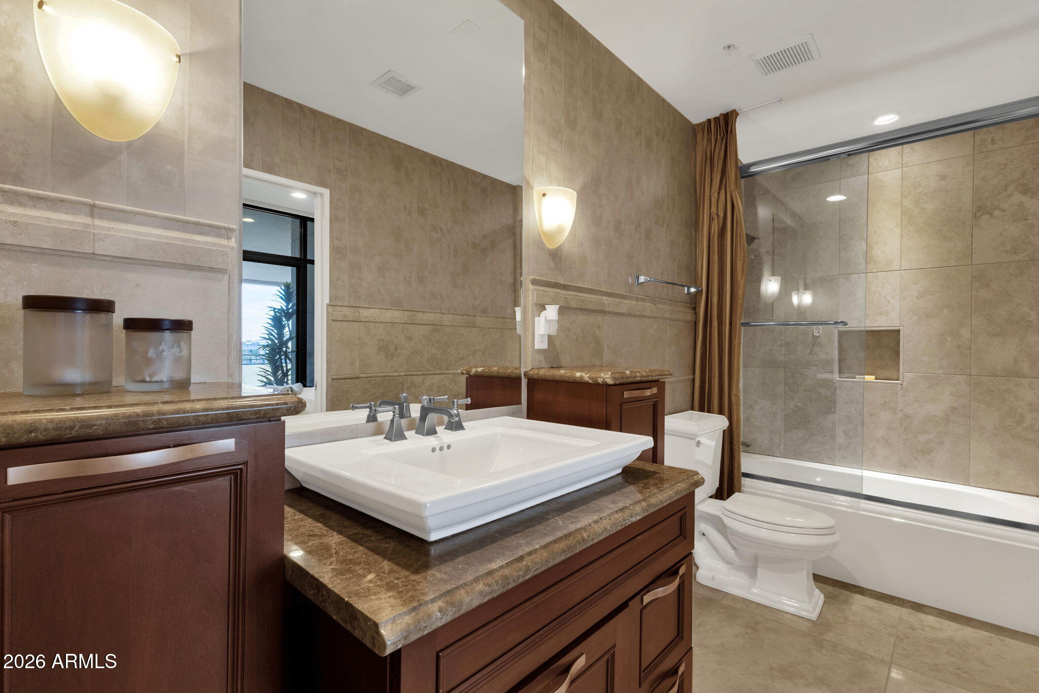 7301 E 3RD Avenue 508