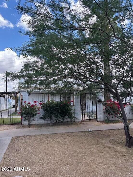 707 S 3RD Street