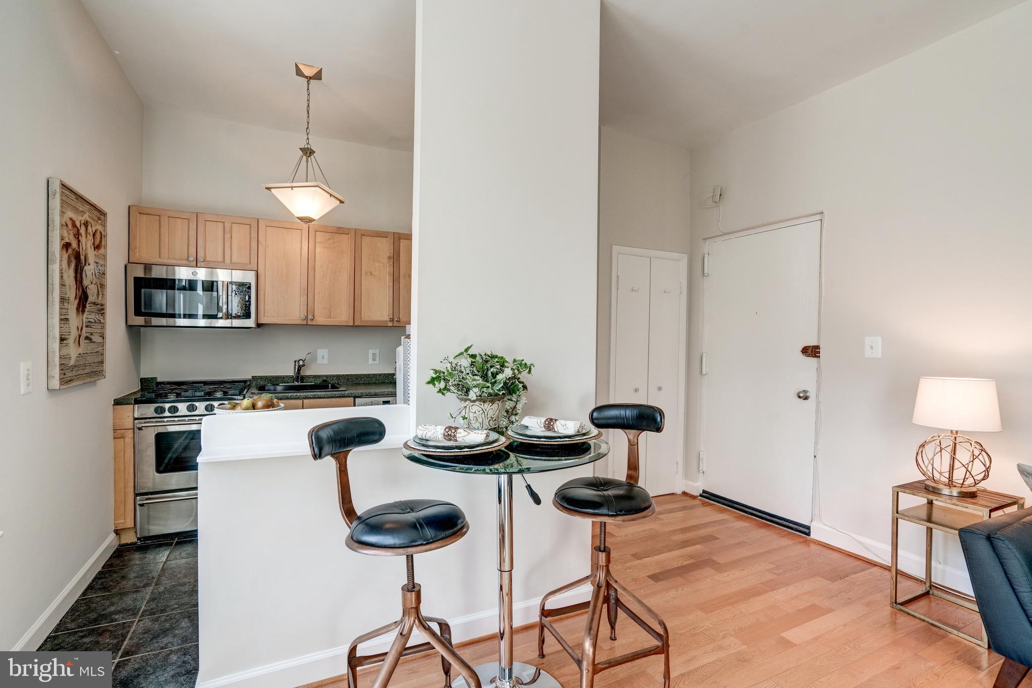 333 2ND STREET NE Unit: 204