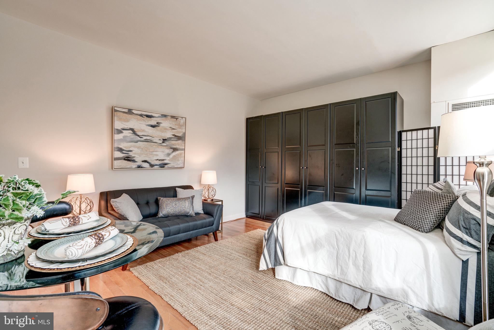 333 2ND STREET NE Unit: 204