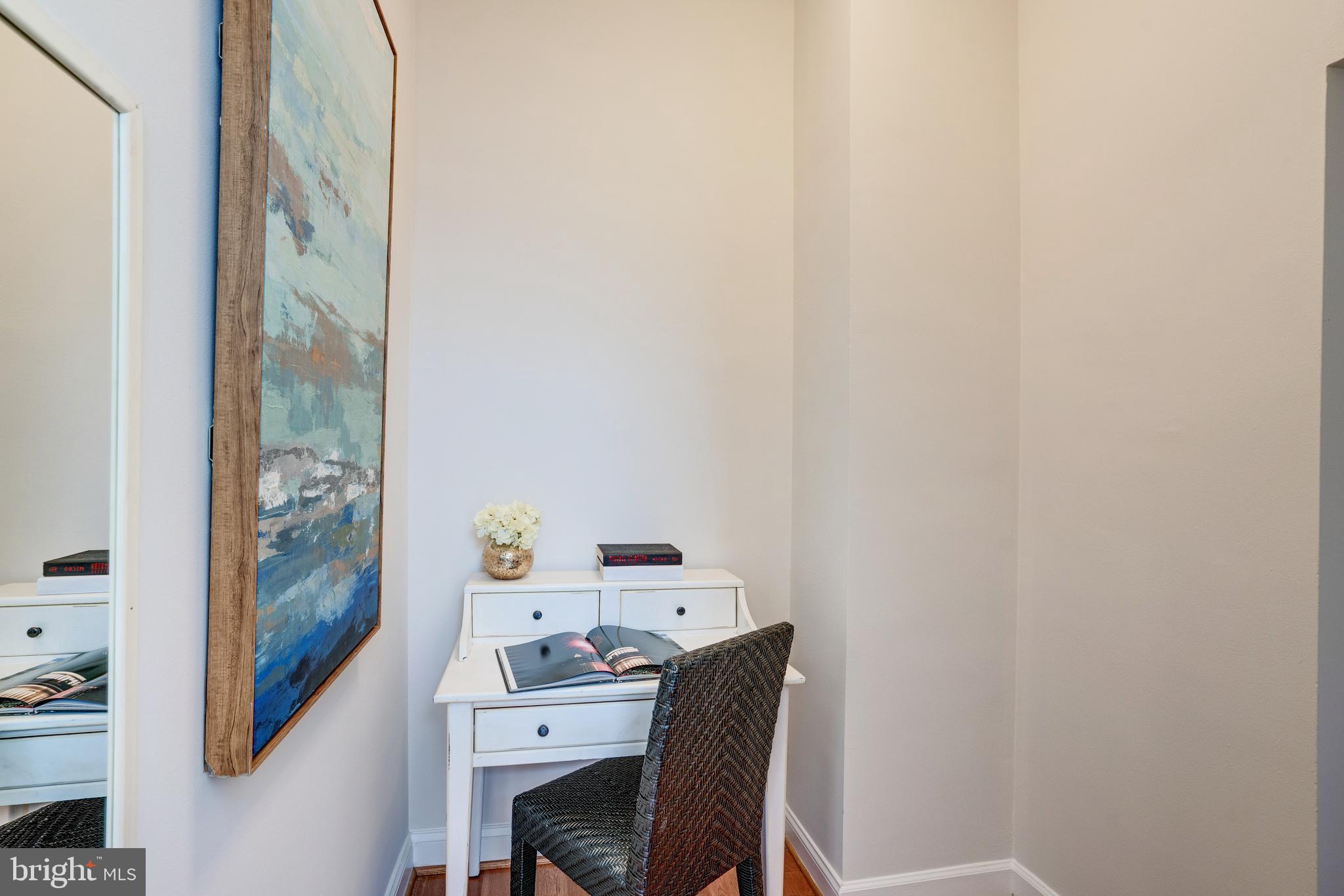 333 2ND STREET NE Unit: 204
