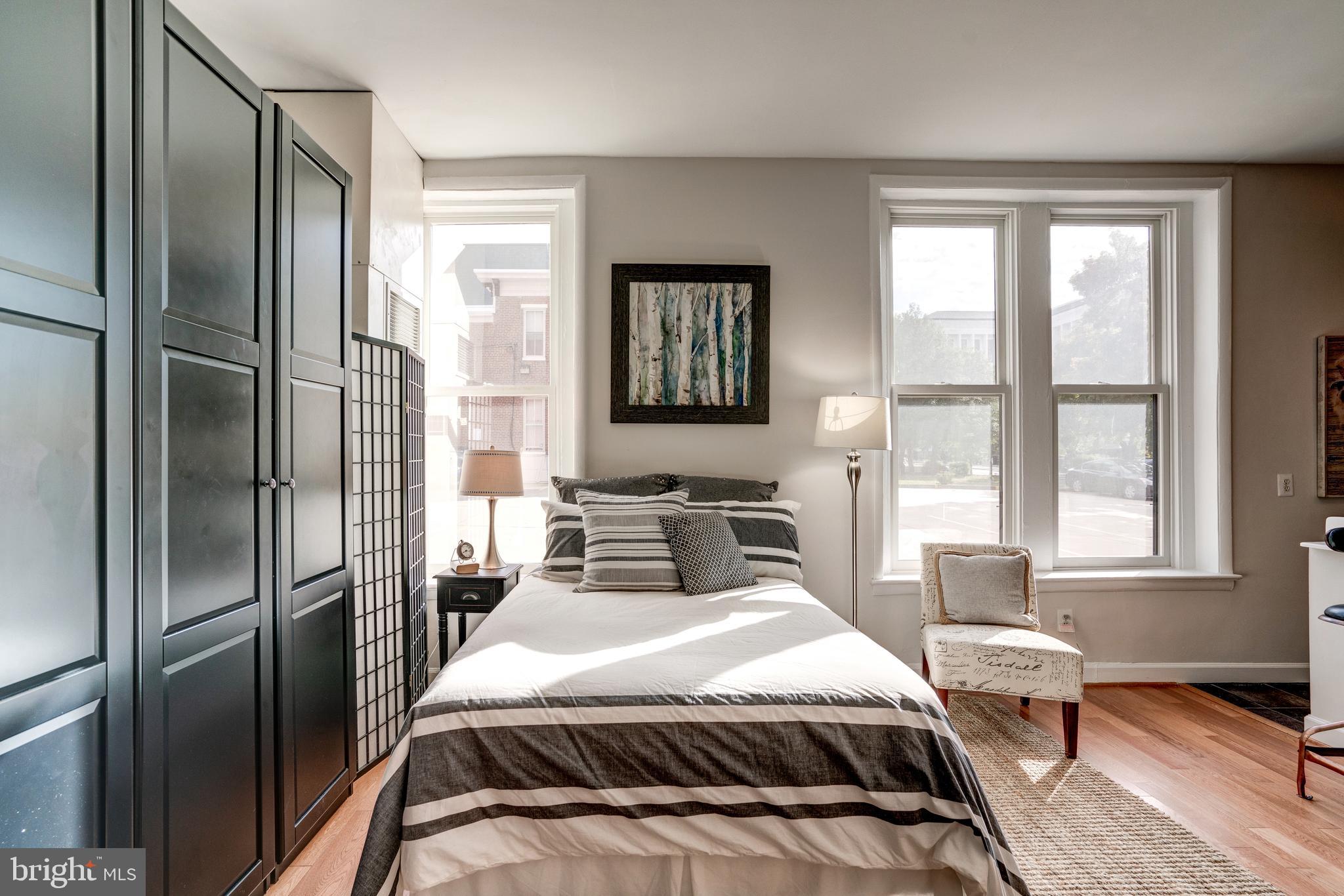 333 2ND STREET NE Unit: 204