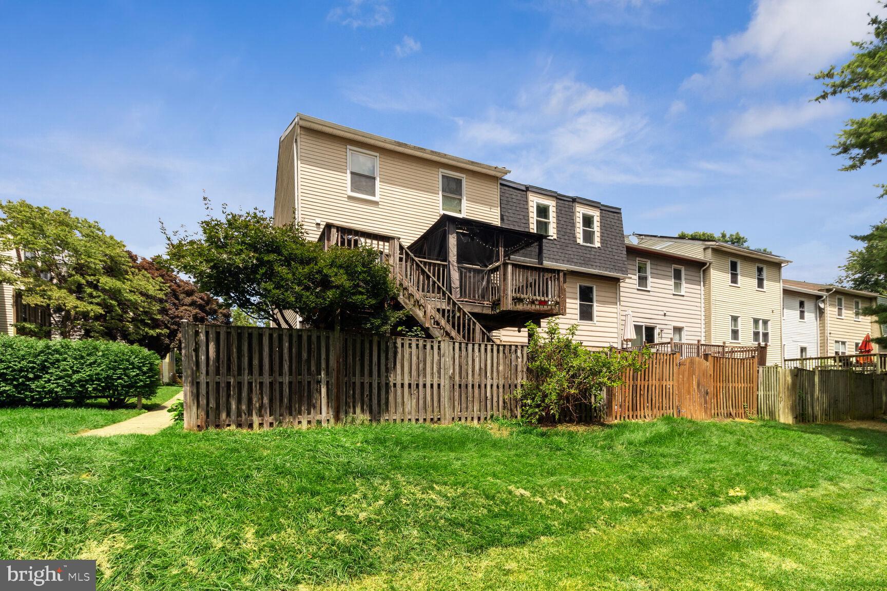 2535 VINEYARD LANE