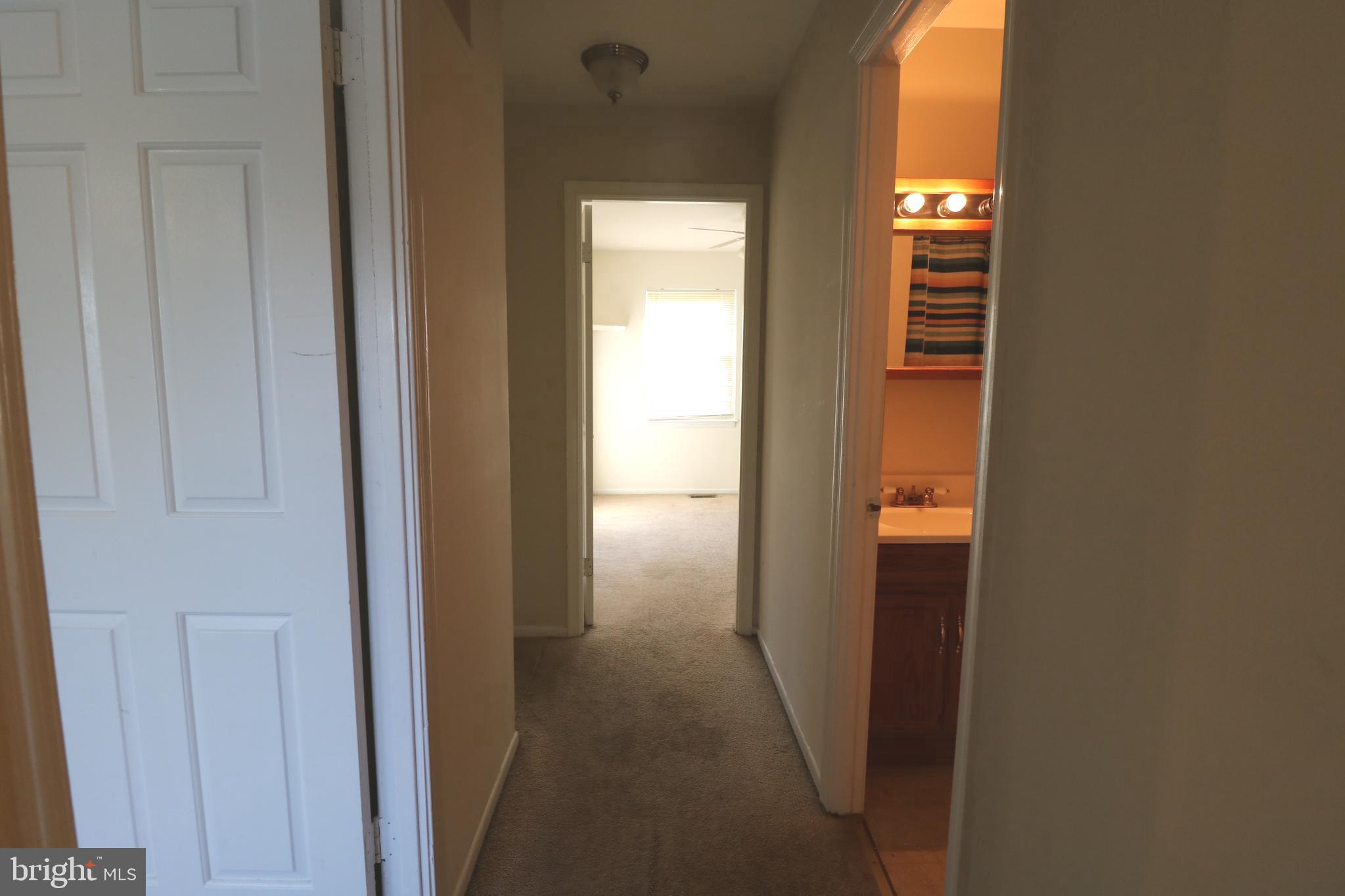 2535 VINEYARD LANE