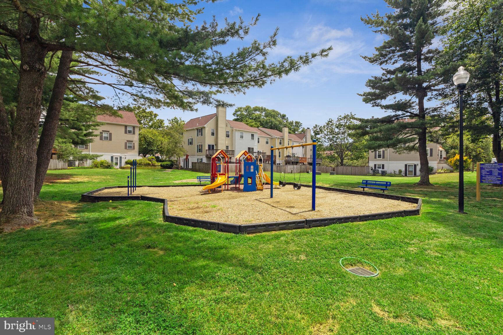 2535 VINEYARD LANE