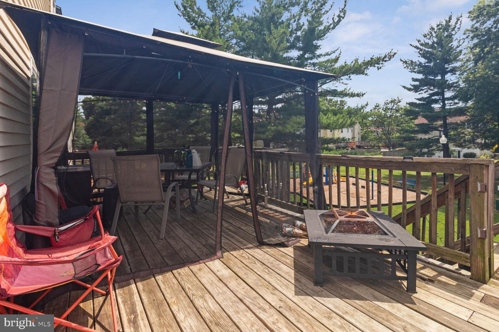 2535 VINEYARD LANE