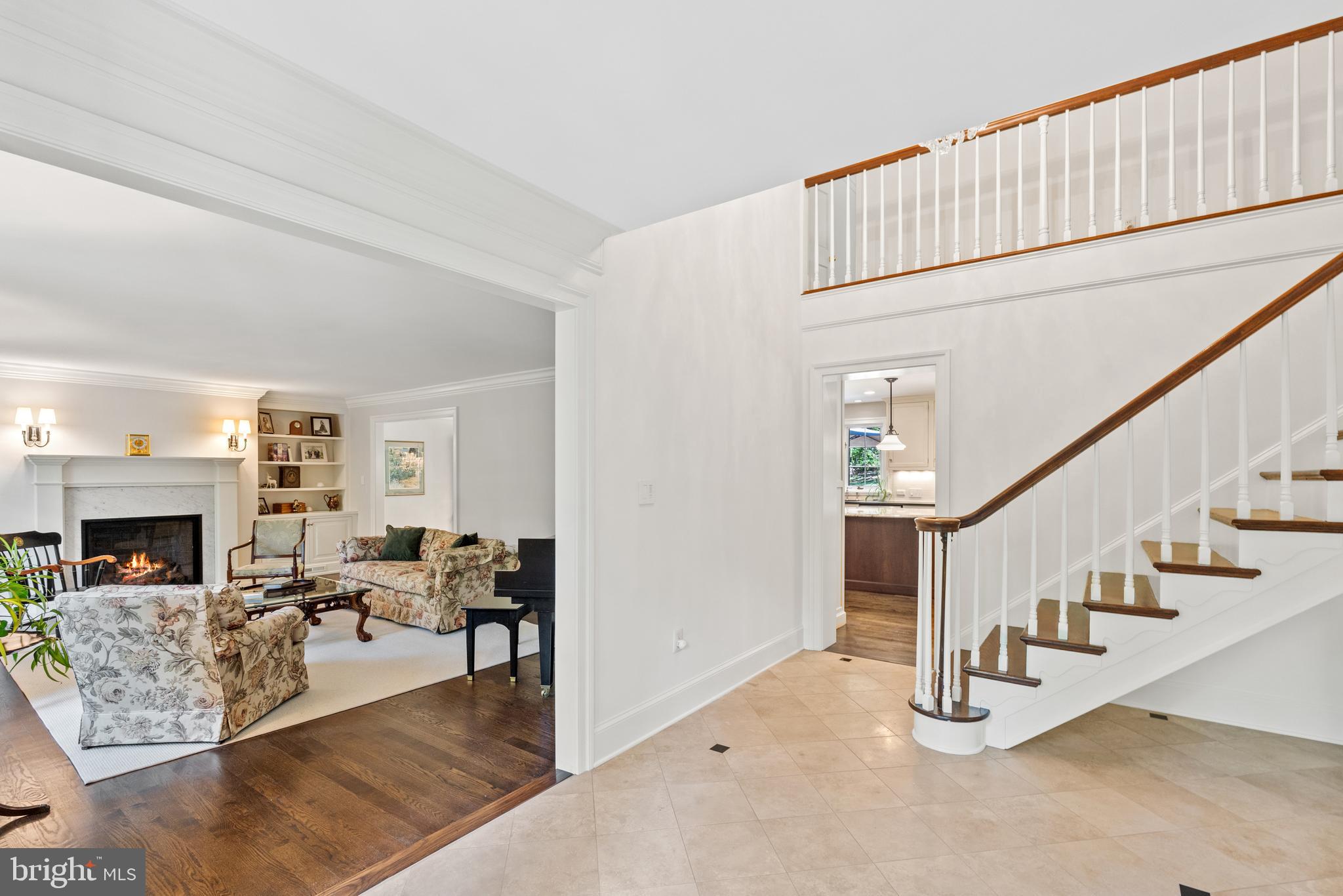 2894 SPRING LAKES DRIVE