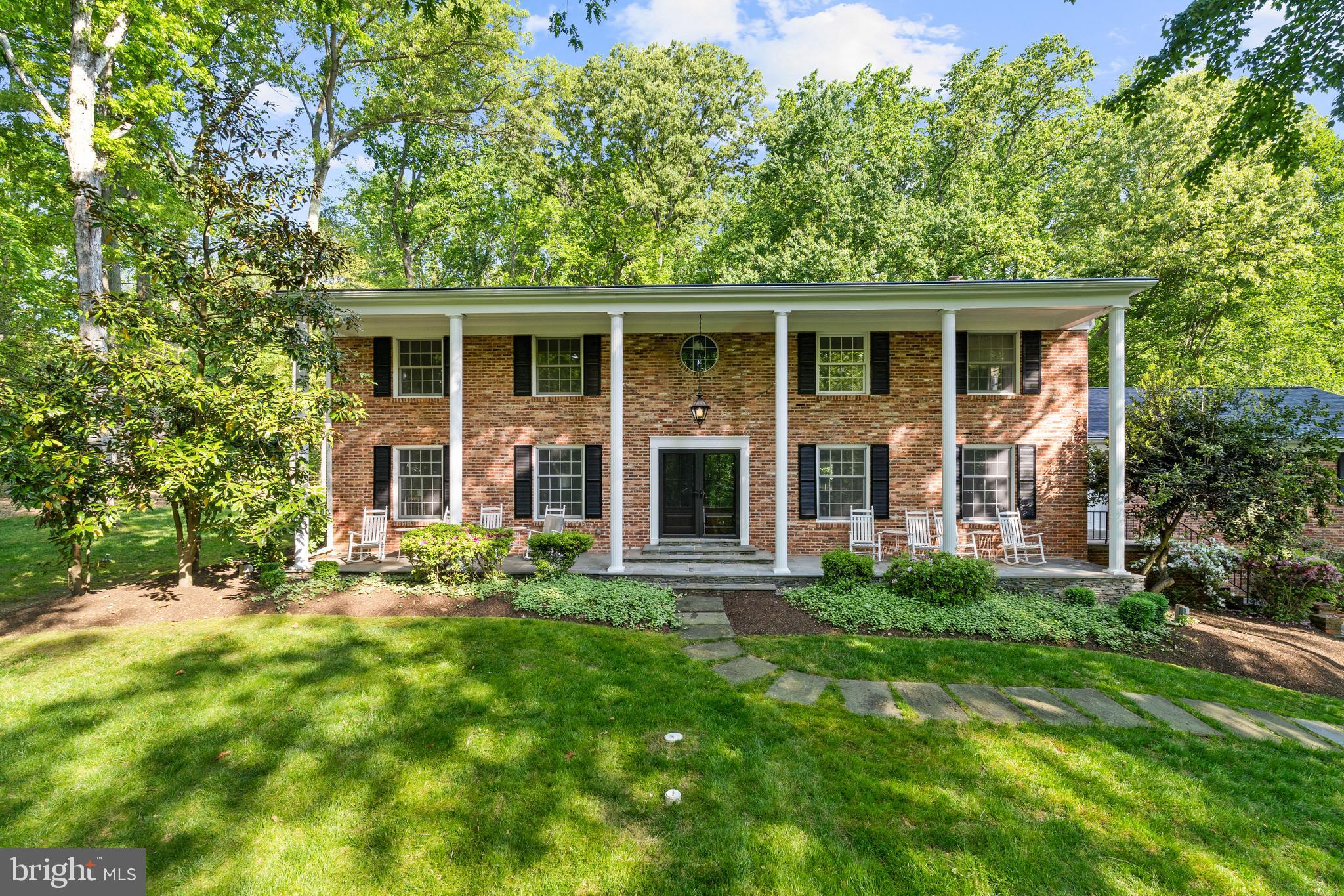 2894 SPRING LAKES DRIVE