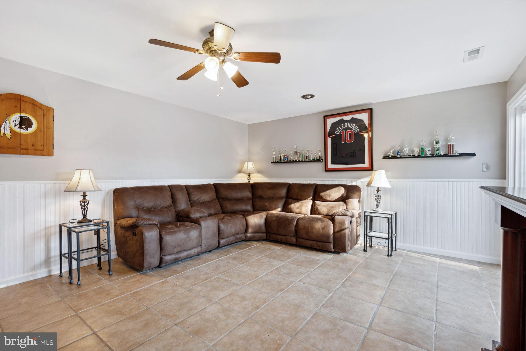 2540 Vineyard LANE