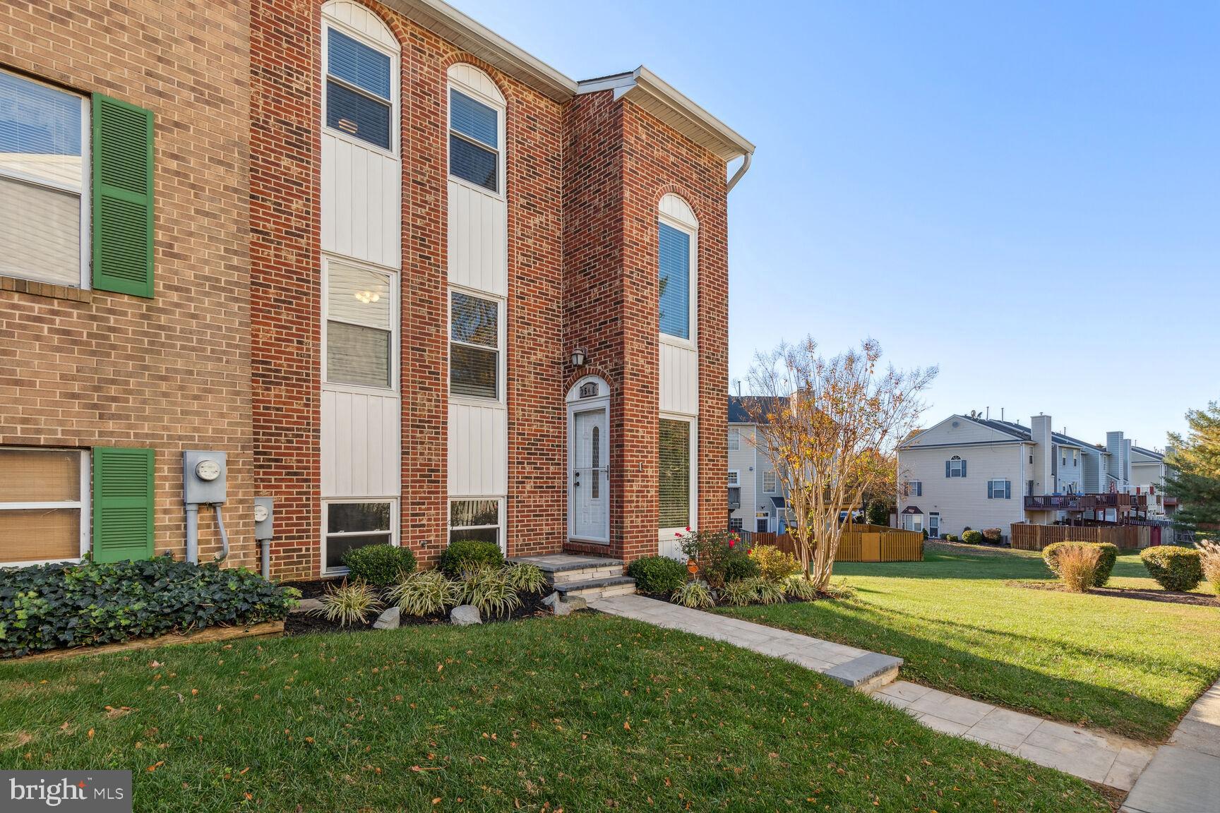 2540 Vineyard LANE