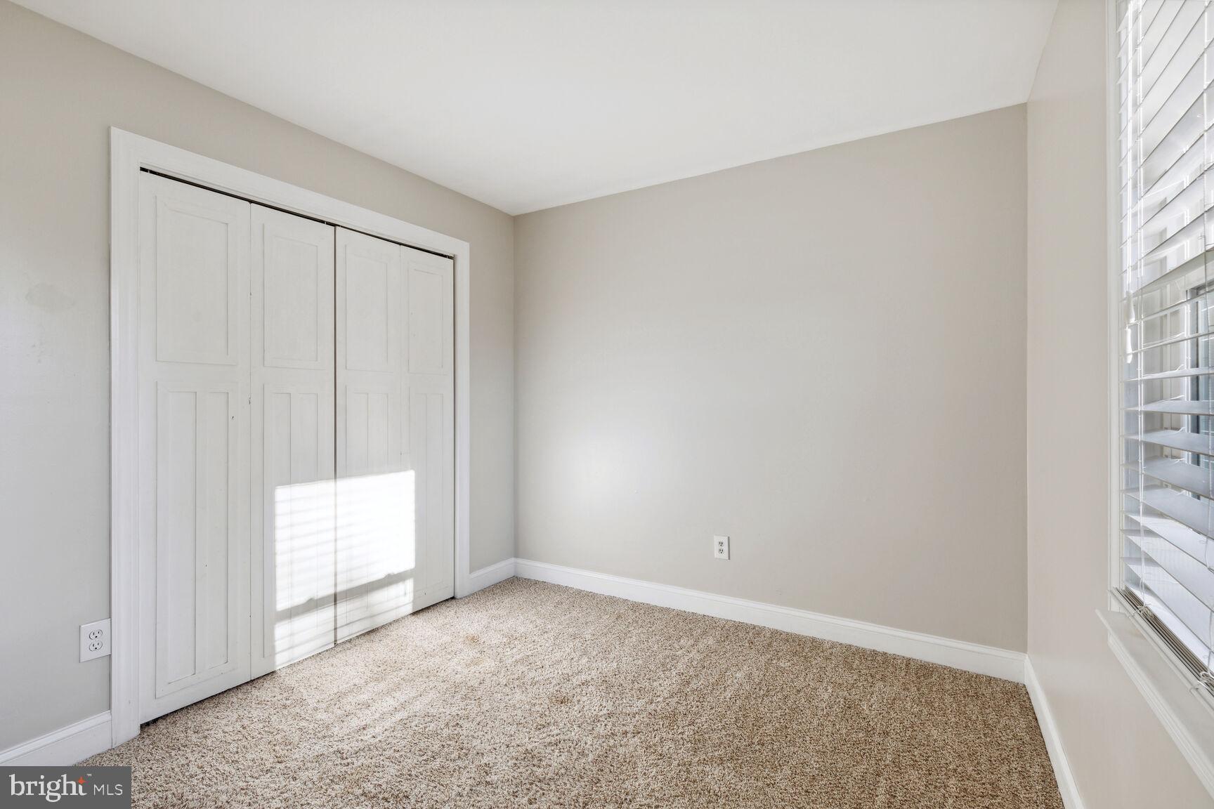 2540 Vineyard LANE