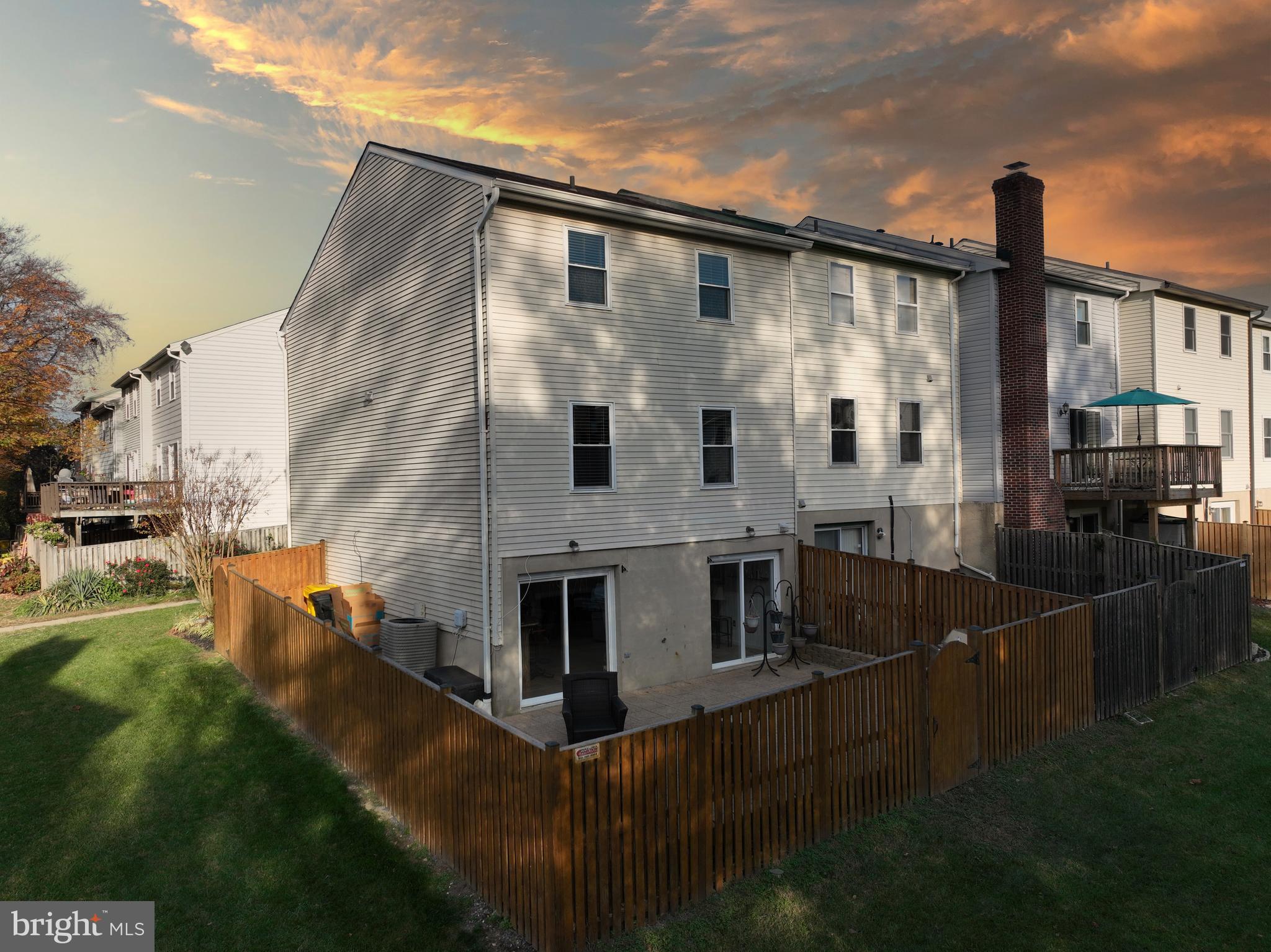 2540 Vineyard LANE