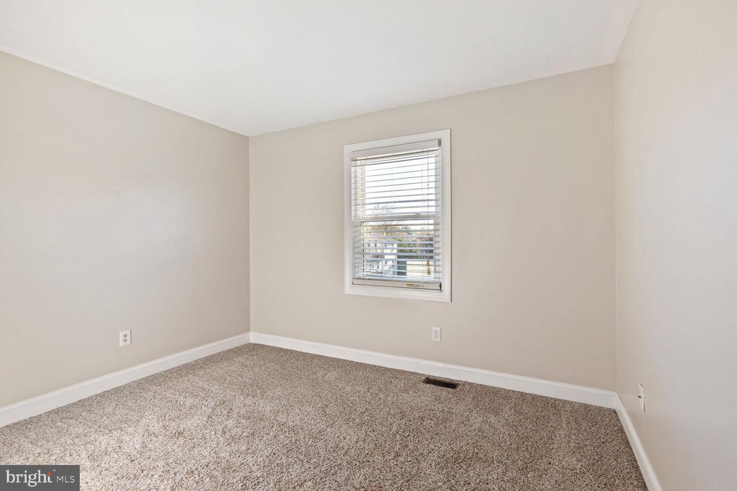 2540 Vineyard LANE