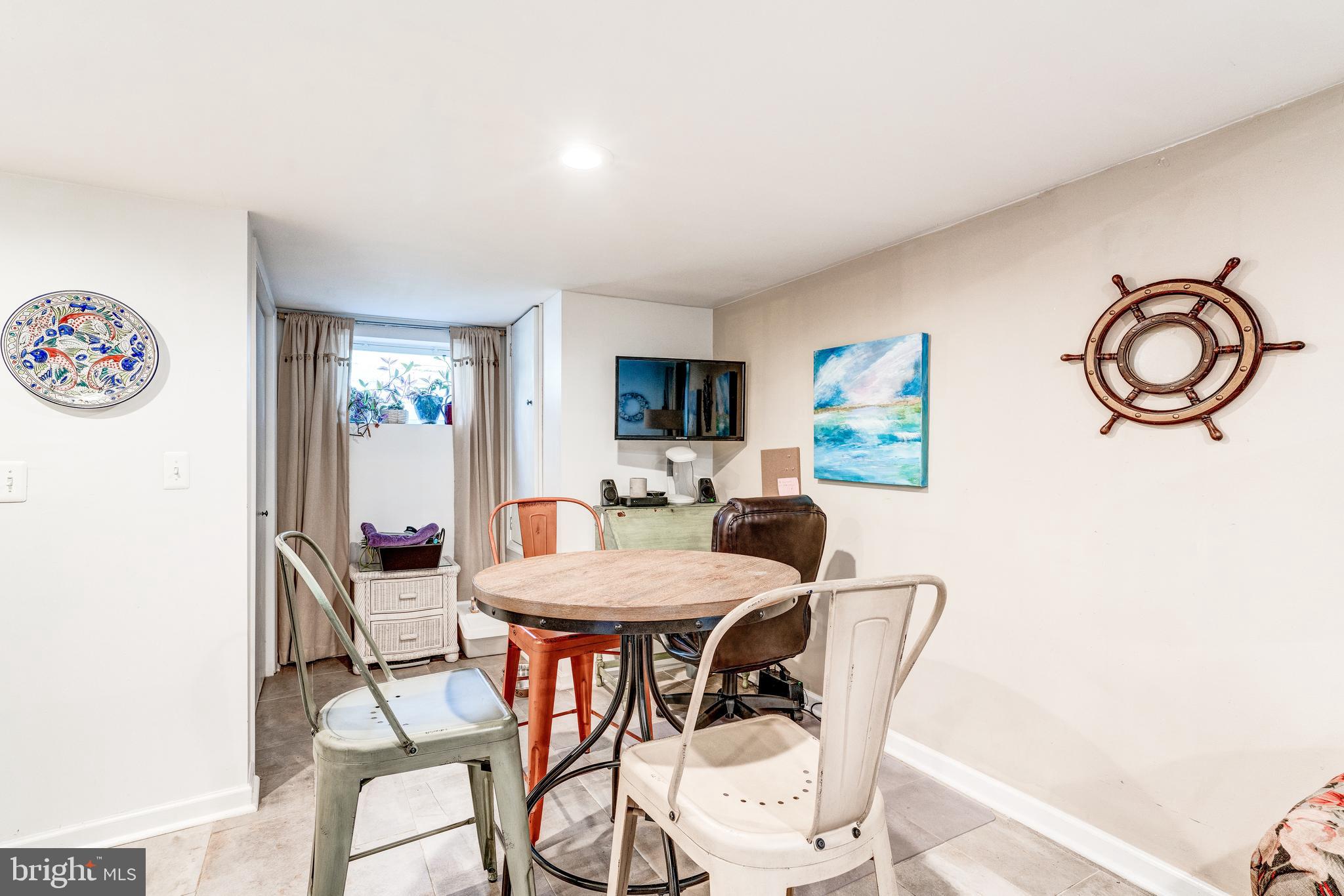 1195 Bay Highlands Dr