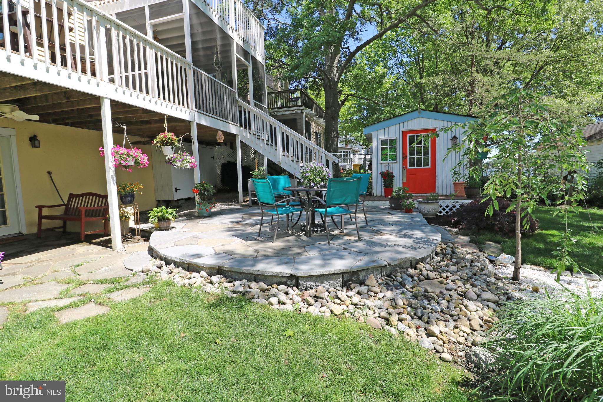 1195 Bay Highlands Dr