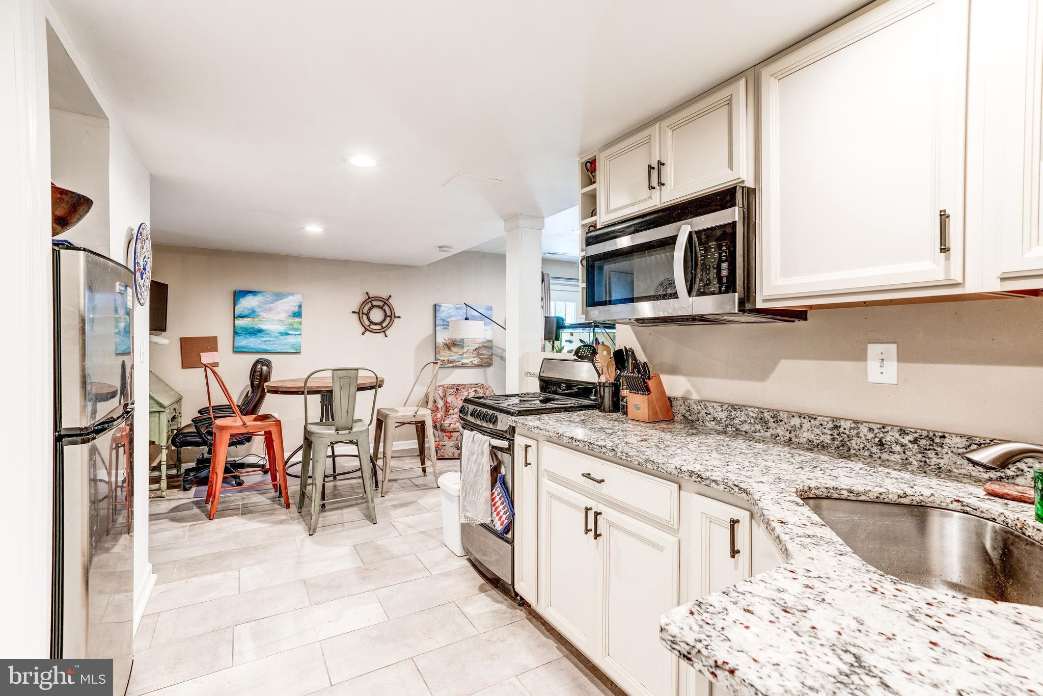 1195 Bay Highlands Dr