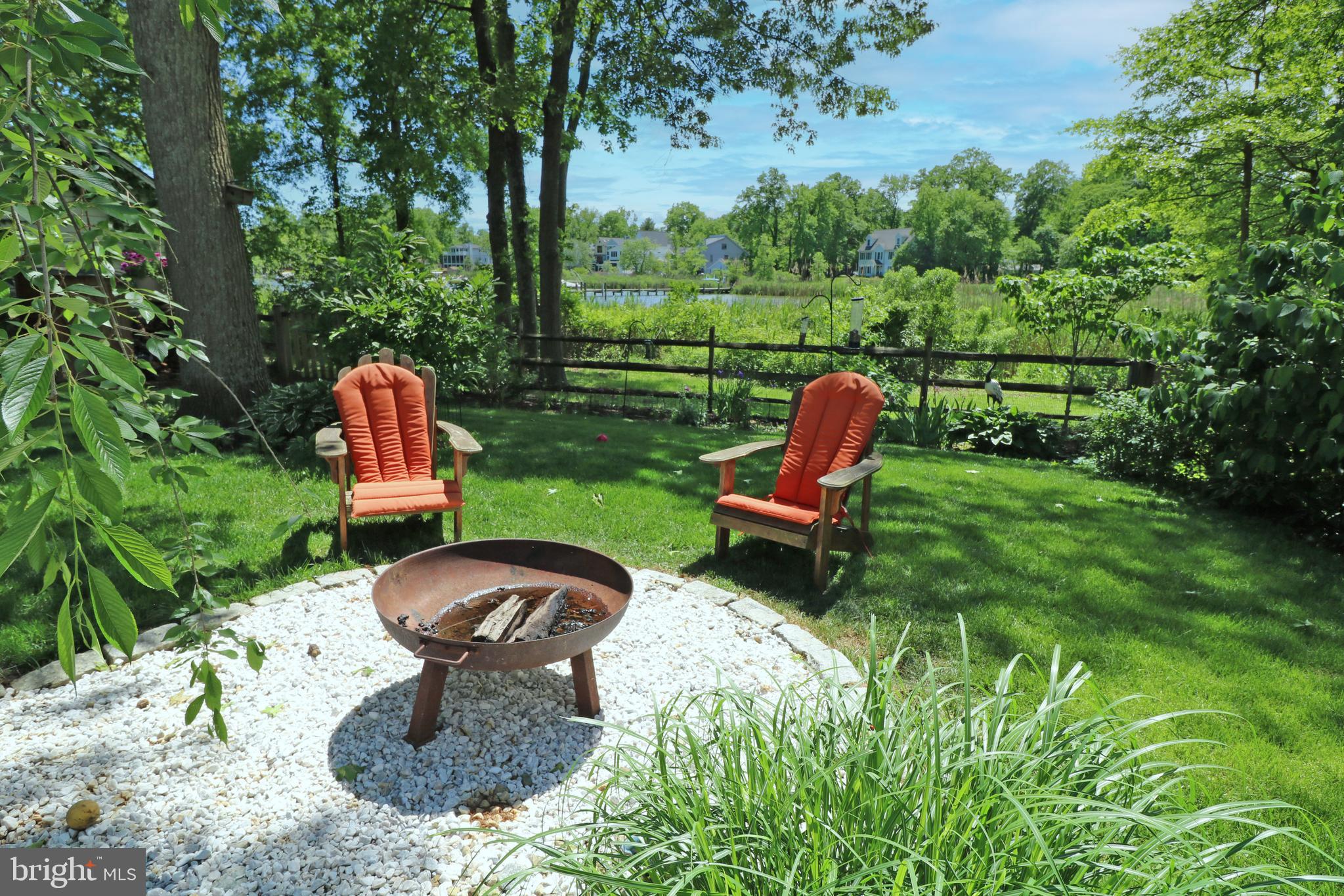 1195 Bay Highlands Dr