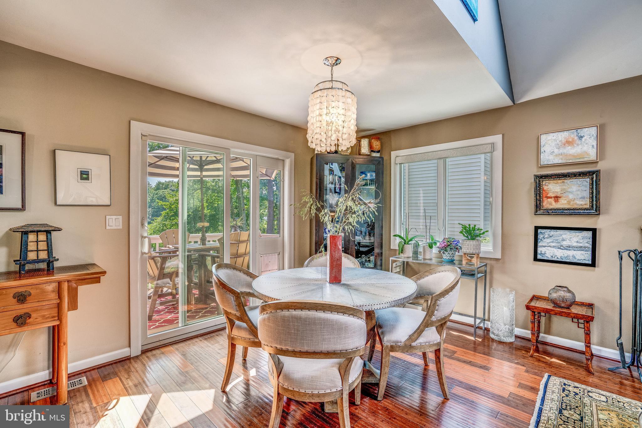 1195 Bay Highlands Dr
