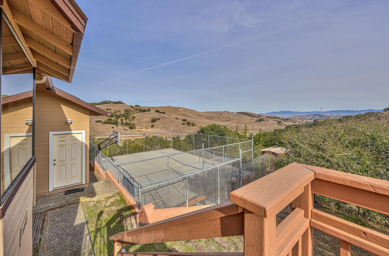 24725 Avenida Principal