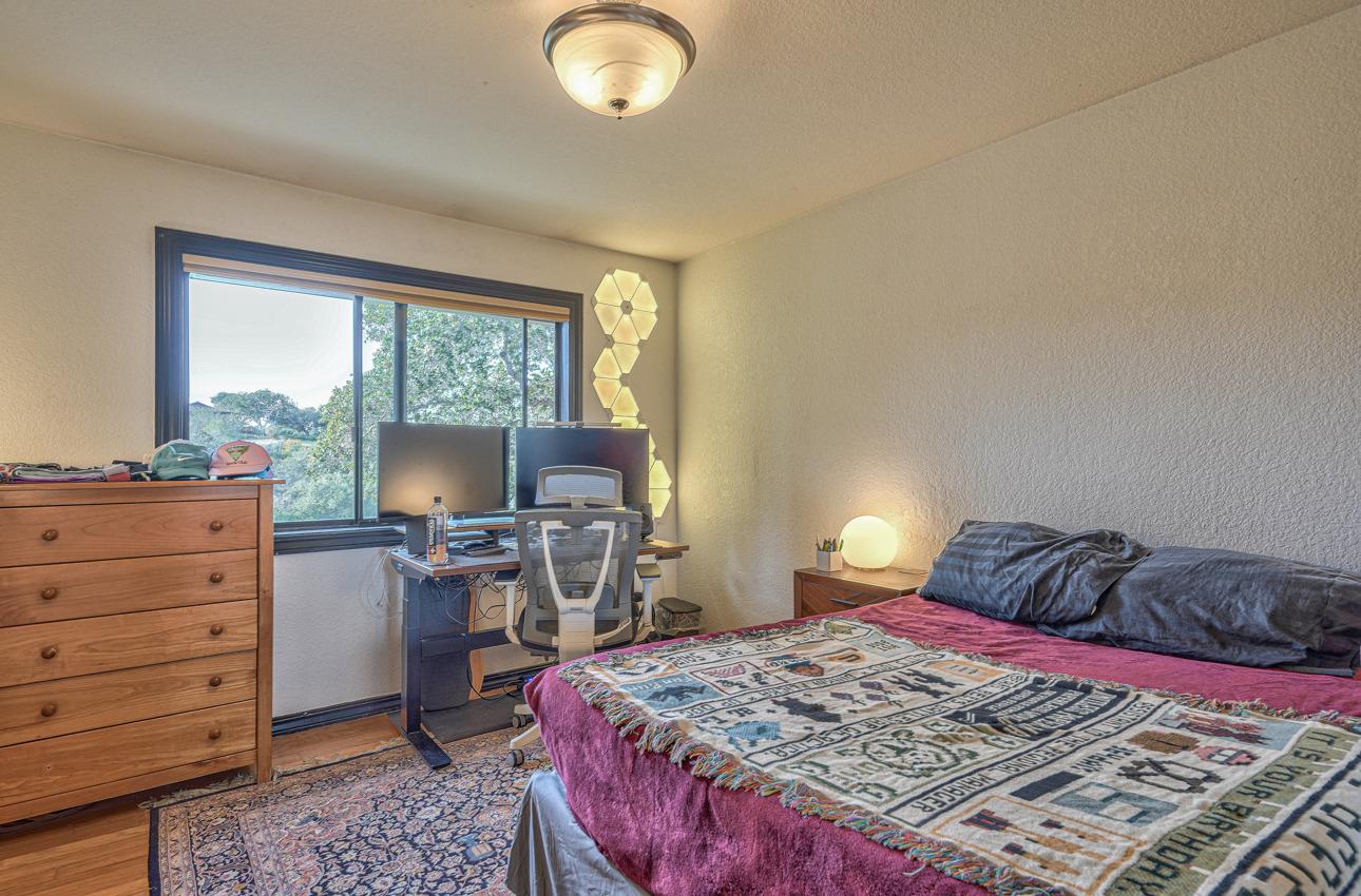 24725 Avenida Principal