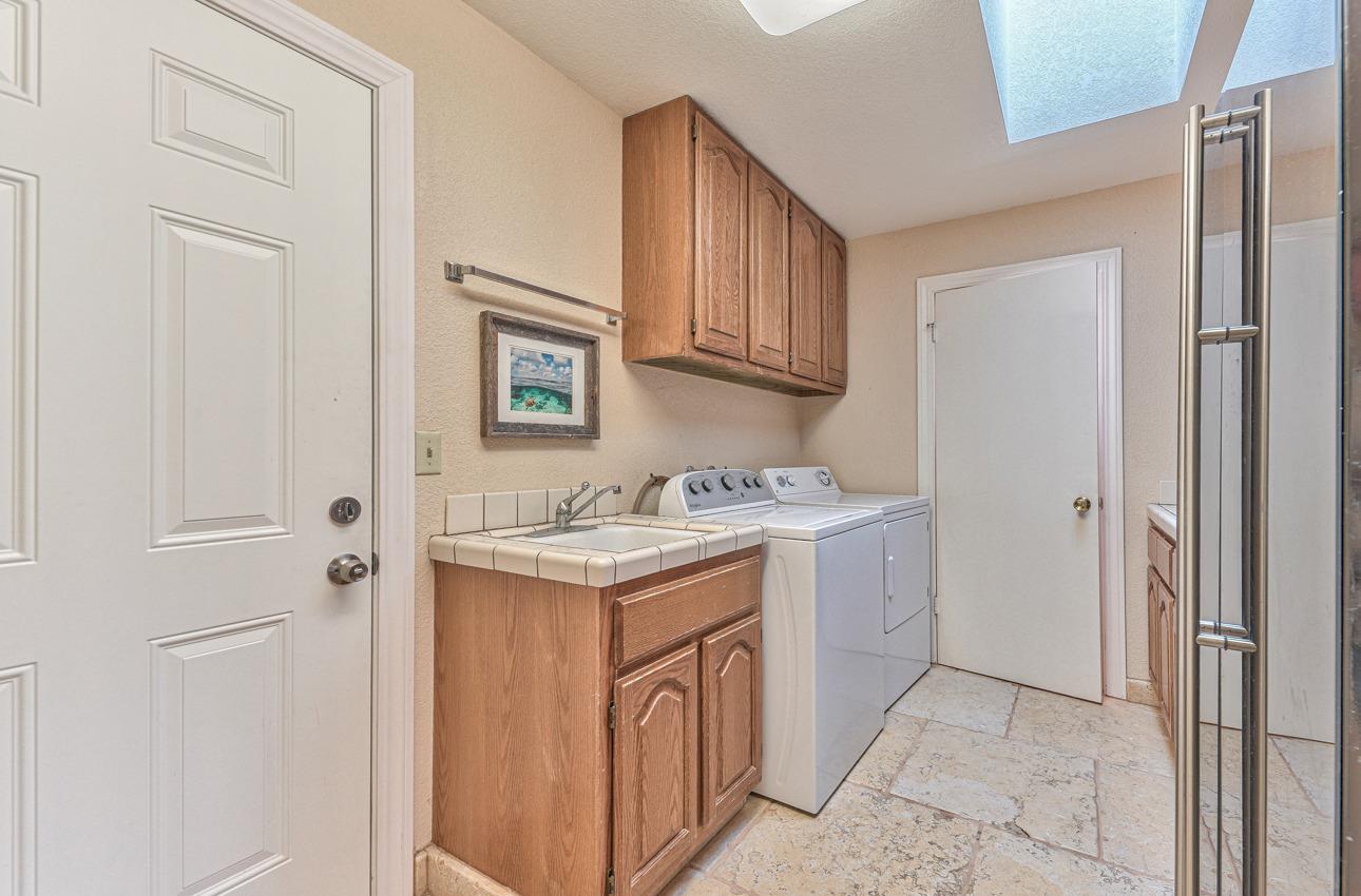 24725 Avenida Principal