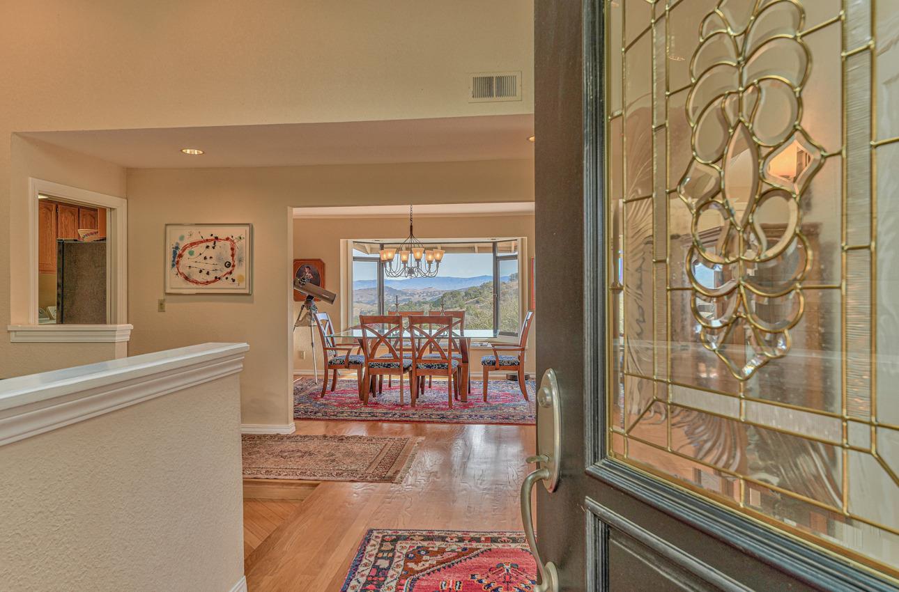 24725 Avenida Principal