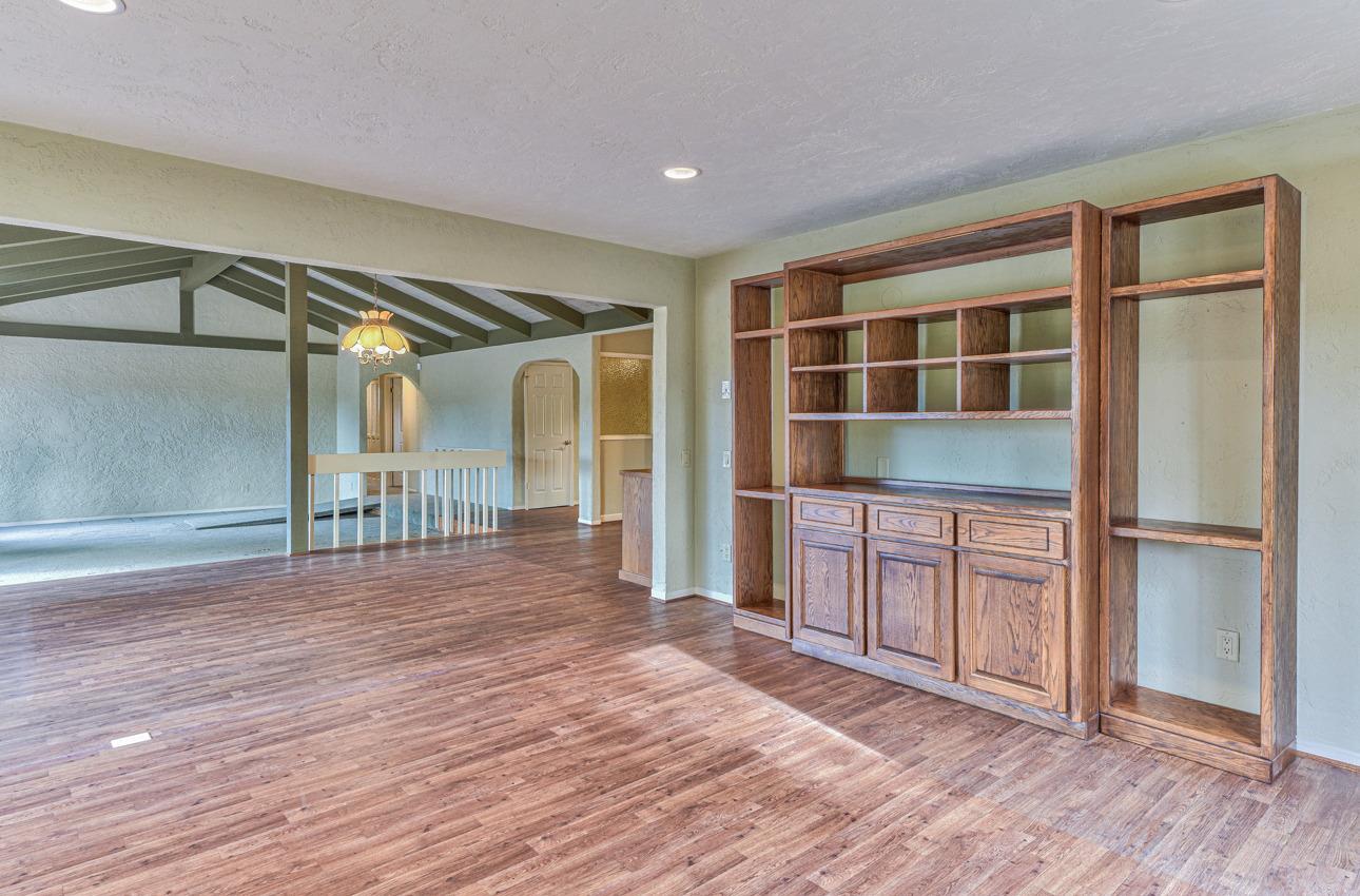 11680 Tam Oshanter Drive