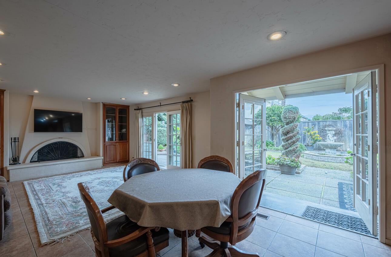 9 Santa Lucia AVE