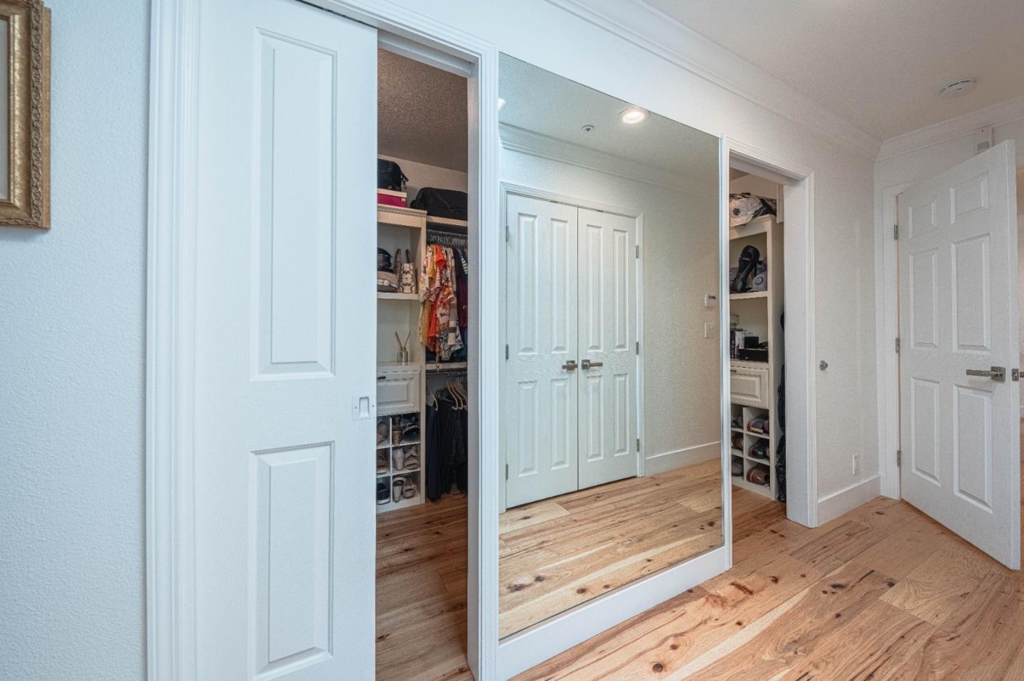 25552 Meadowview Circle