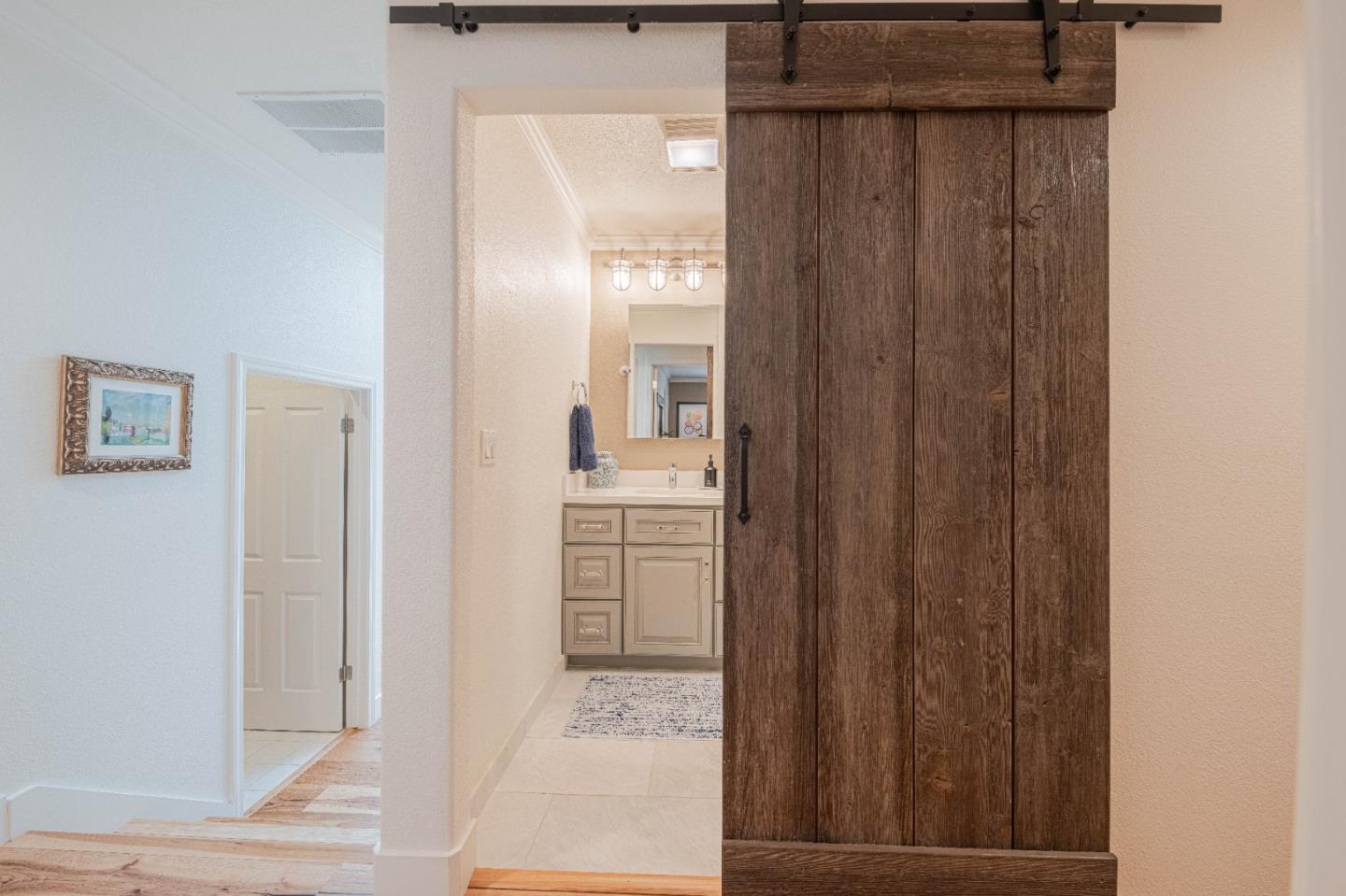 25552 Meadowview Circle