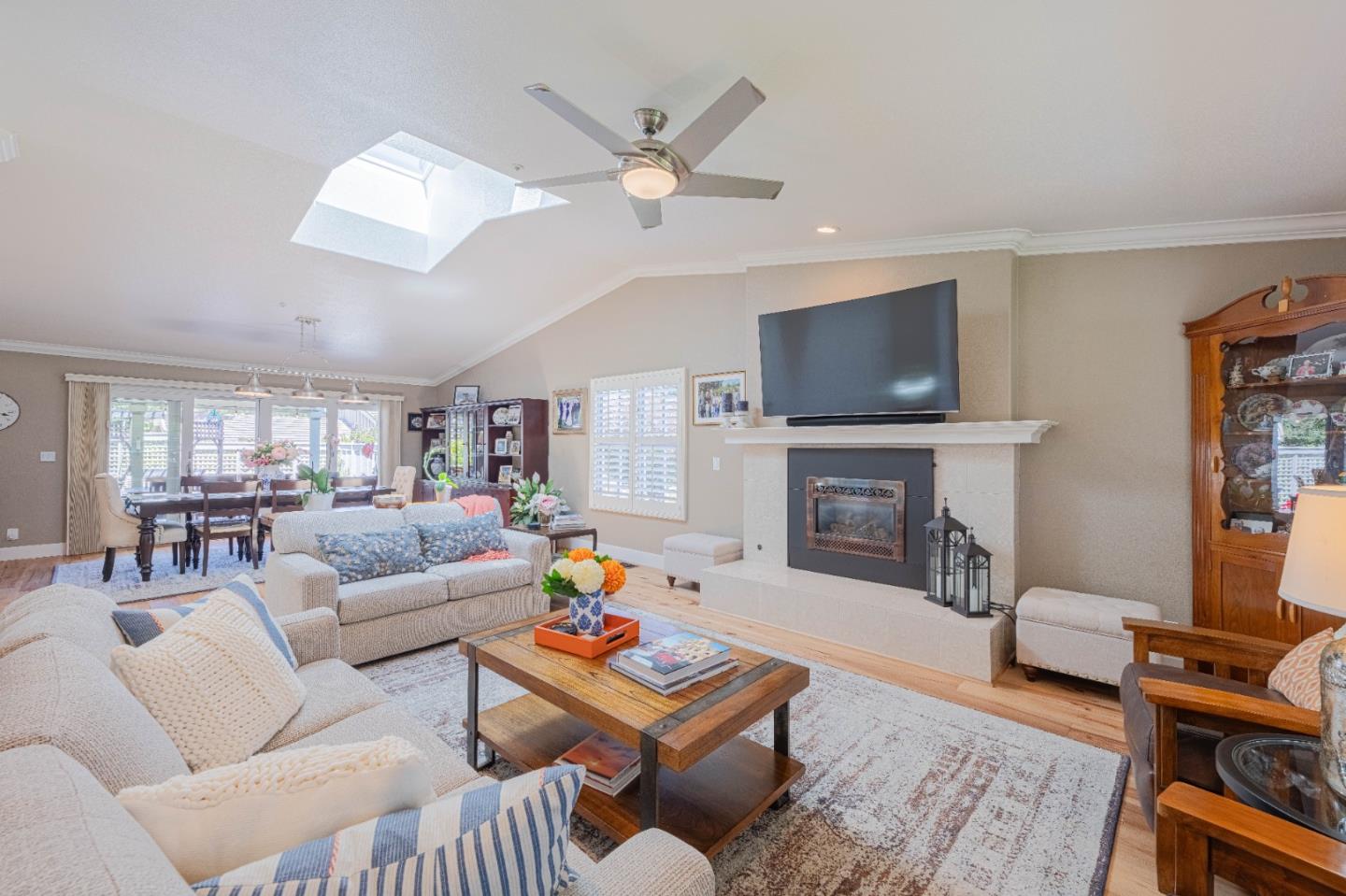 25552 Meadowview Circle