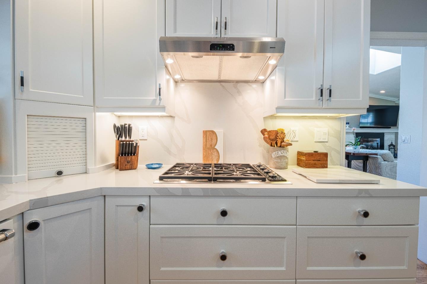 25552 Meadowview Circle