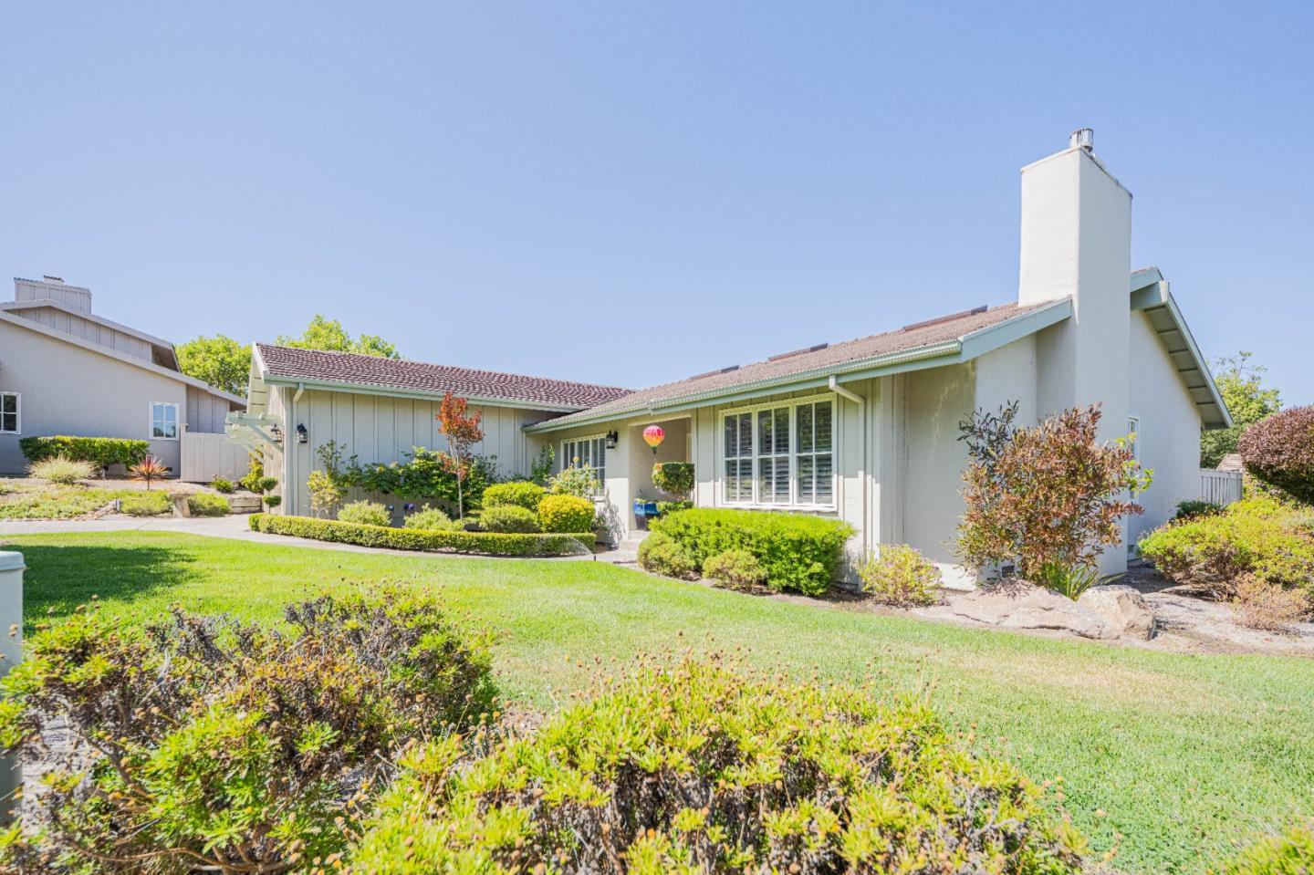 25552 Meadowview Circle