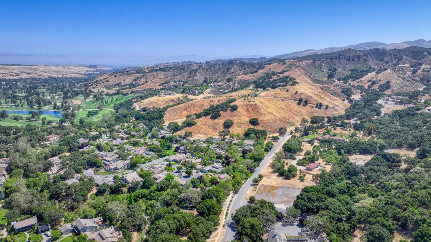 25552 Meadowview Circle