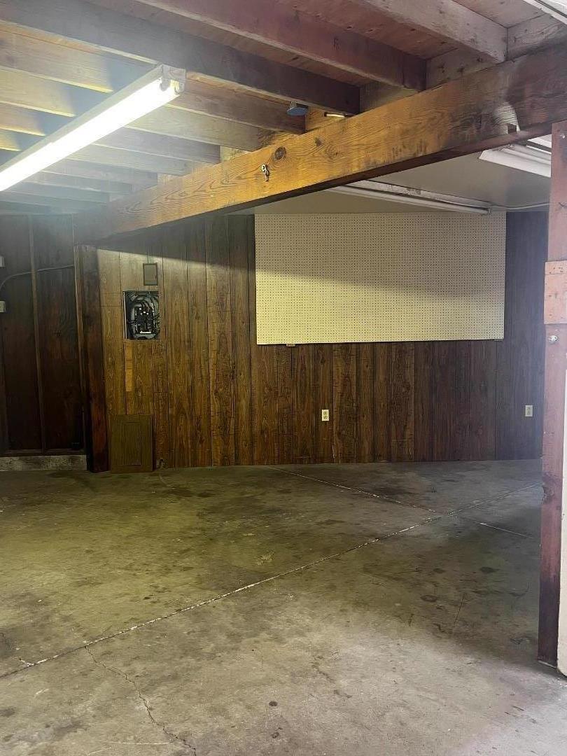 206 Market Way