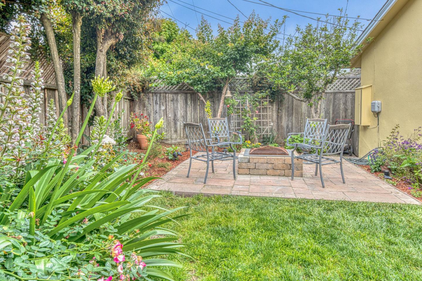222 Encinada Drive