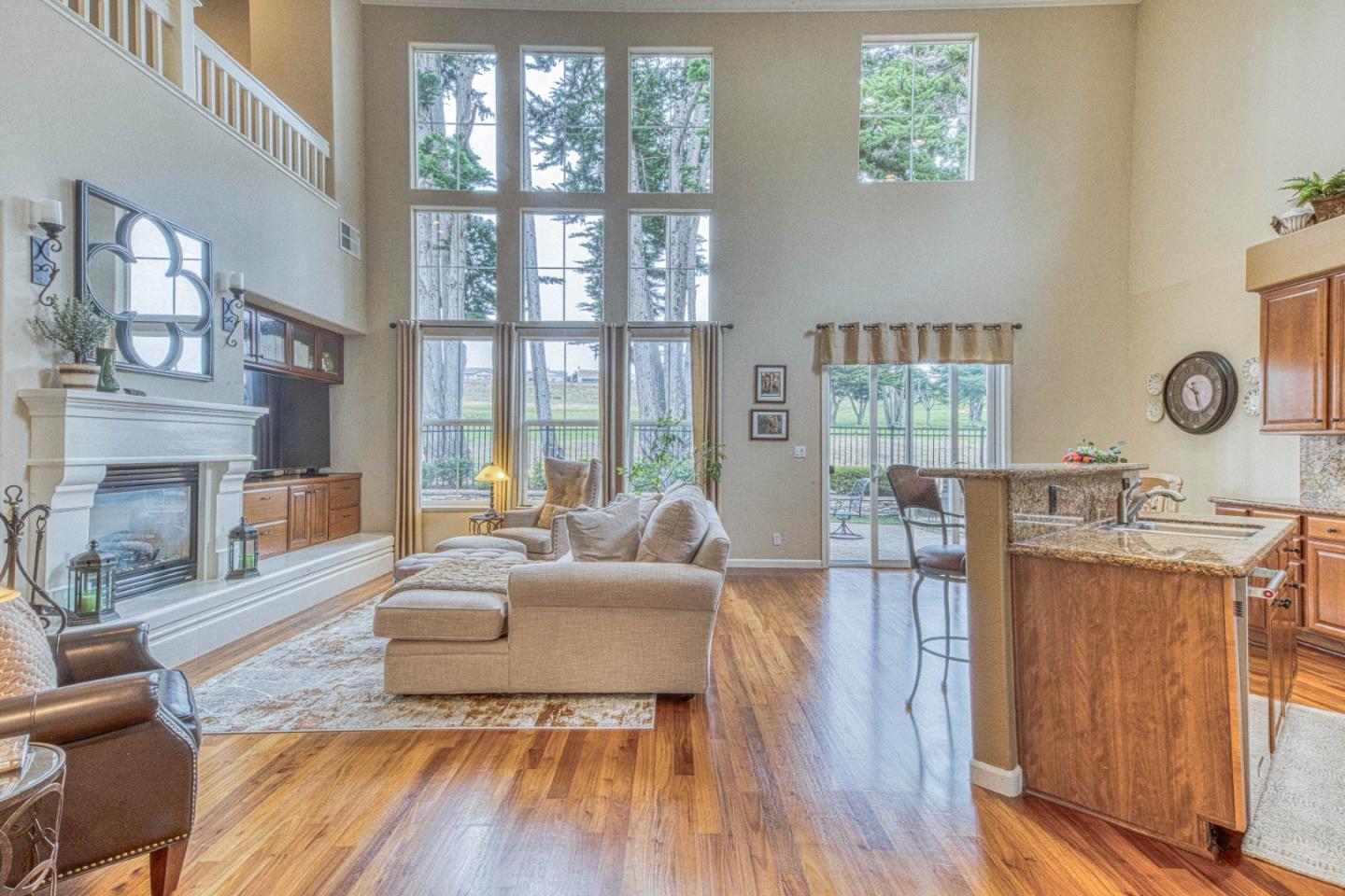 4150 Peninsula Point Drive