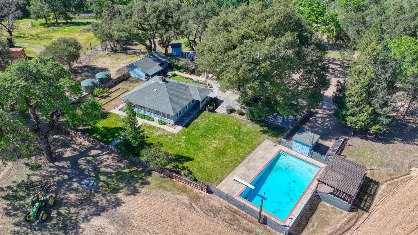 47305 Arroyo Seco Road